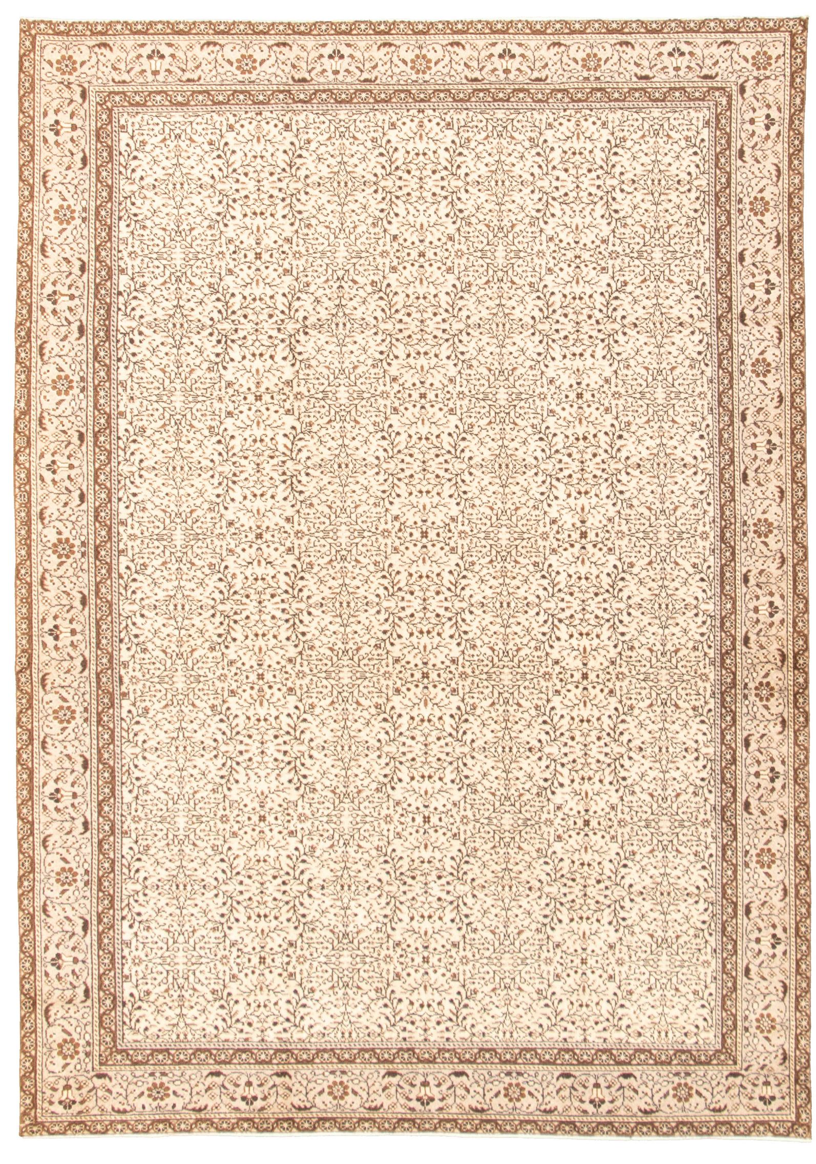 Hand-knotted Keisari Vintage Cream Wool Rug 6'6" x 9'4"  Size: 6'6" x 9'4"  