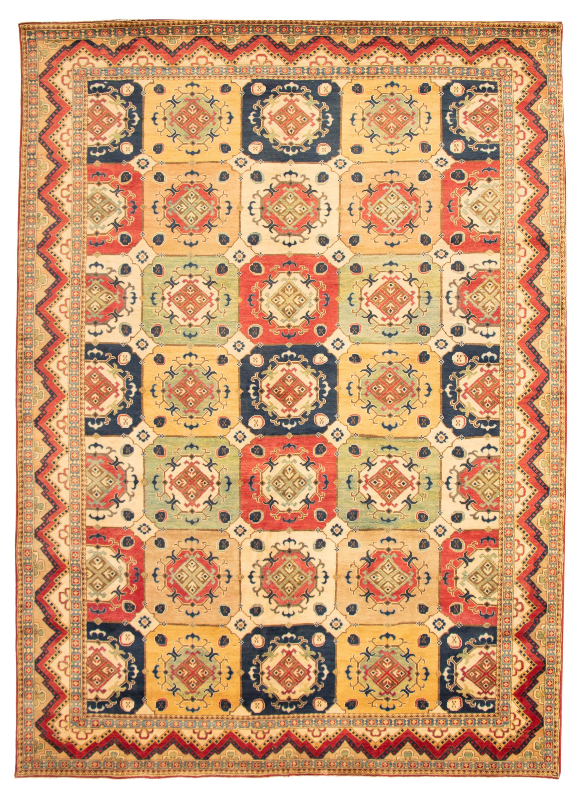 Hand-knotted Finest Gazni Ivory, Red  Rug 9'10" x 13'8"  Size: 9'10" x 13'8"  