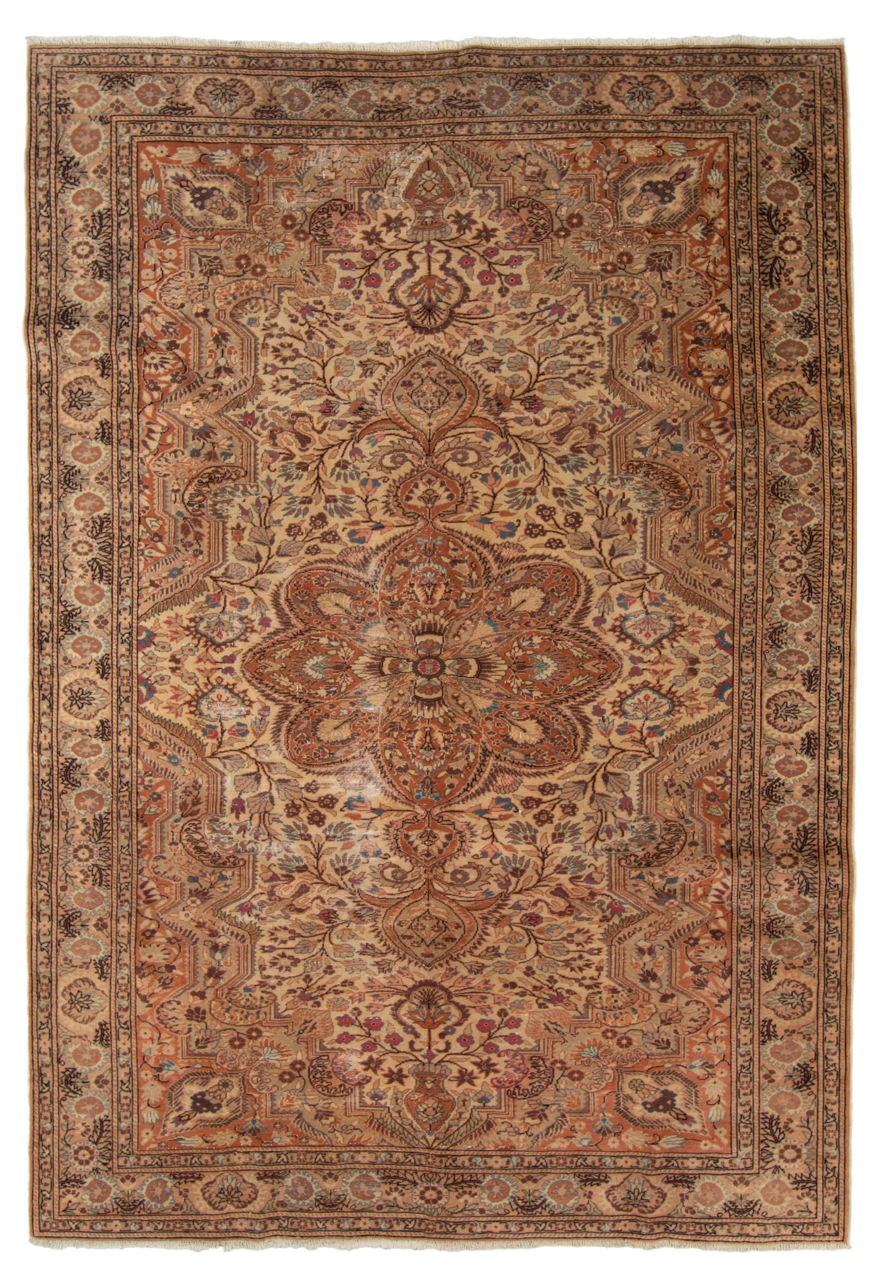 Hand-knotted Keisari Vintage Brown, Ivory  Rug 6'6" x 9'4" Size: 6'6" x 9'4"  