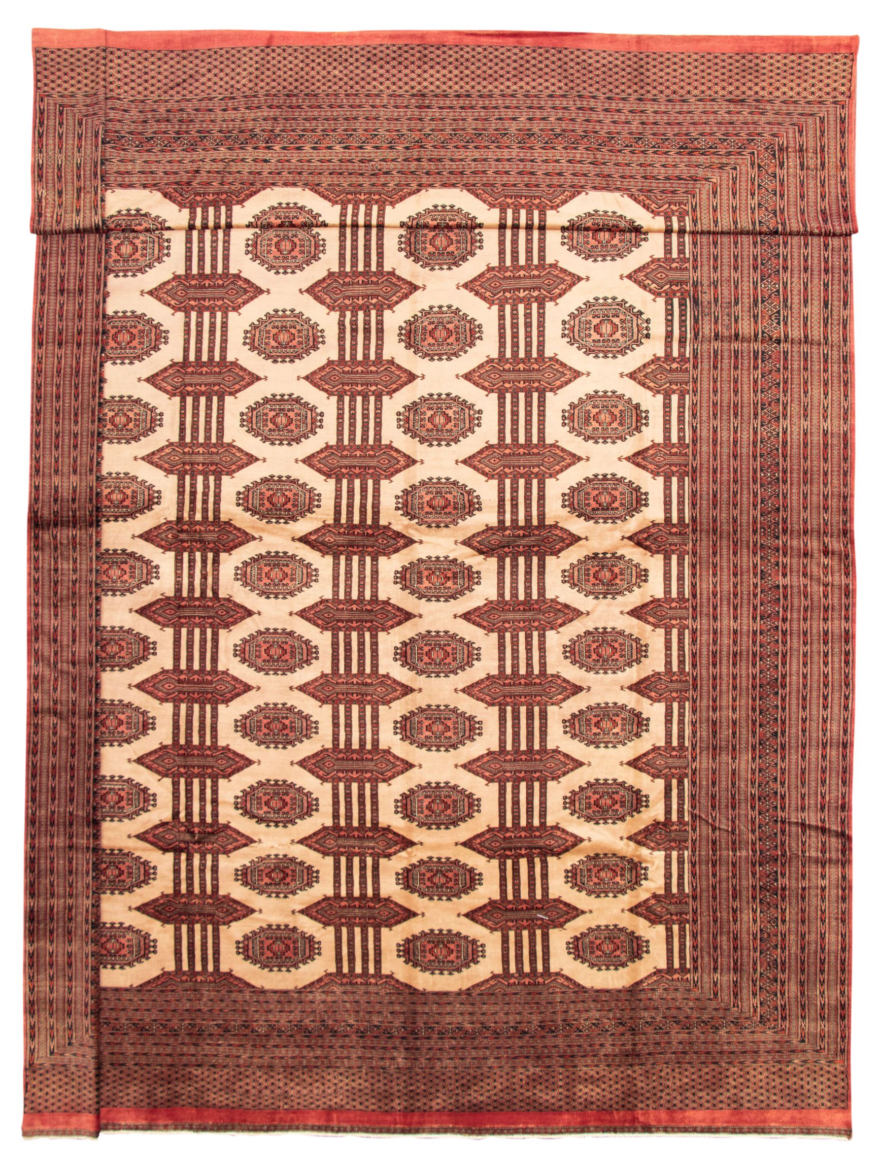 Hand-knotted Peshawar Bokhara Ivory Wool Rug 12'1" x 18'9" Size: 12'1" x 18'9"  