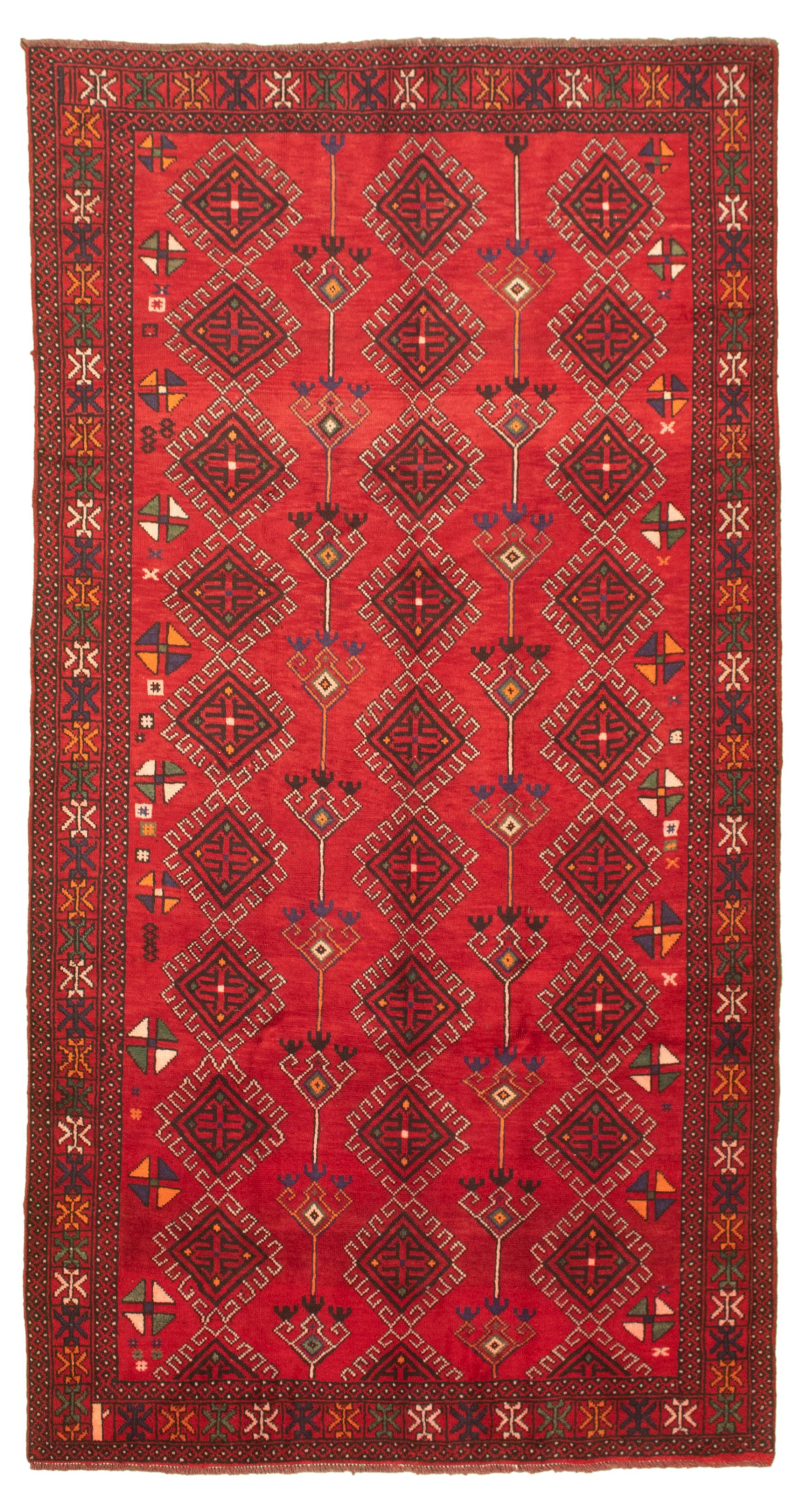 Hand-knotted Authentic Turkish Red Wool Rug 5'1" x 9'6" Size: 5'1" x 9'6"  