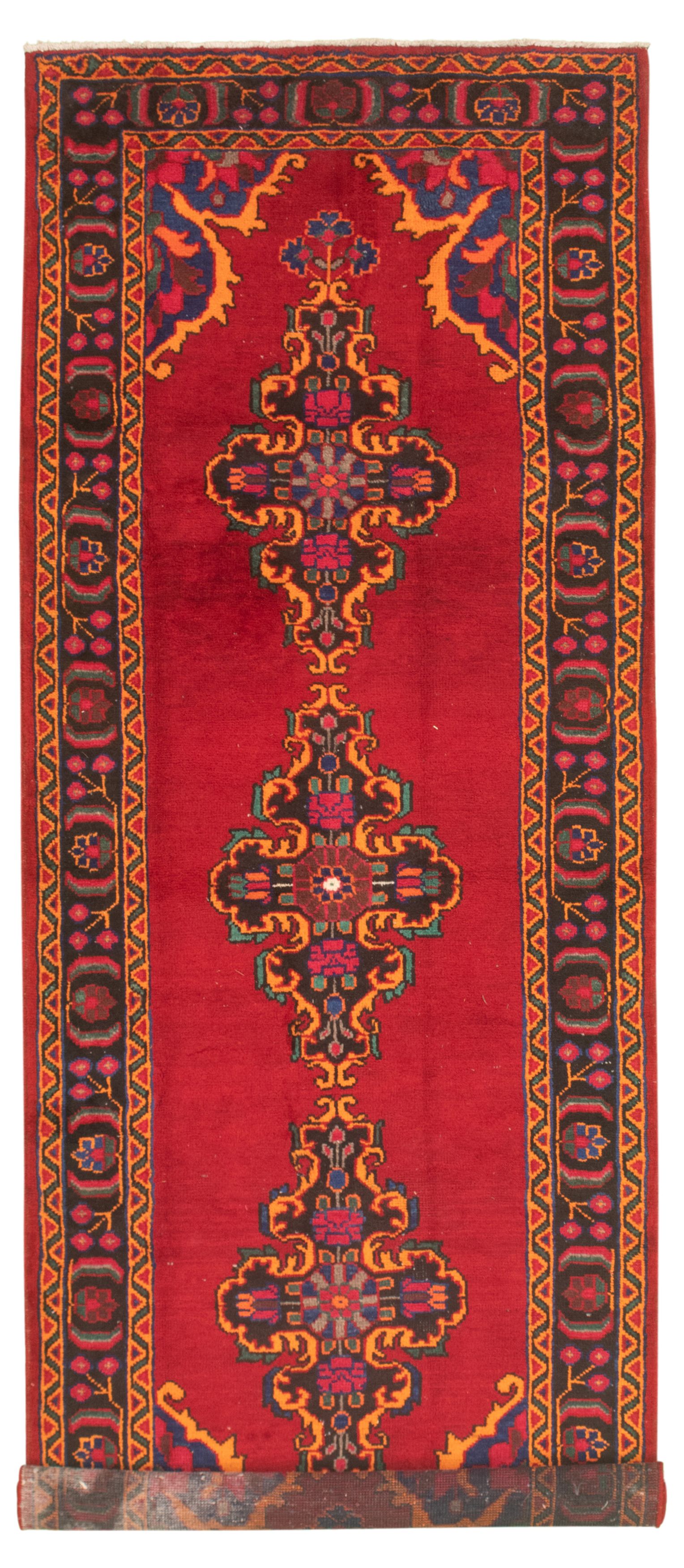 Hand-knotted Authentic Turkish Red Wool Rug 3'11" x 10'6" Size: 3'11" x 10'6"  