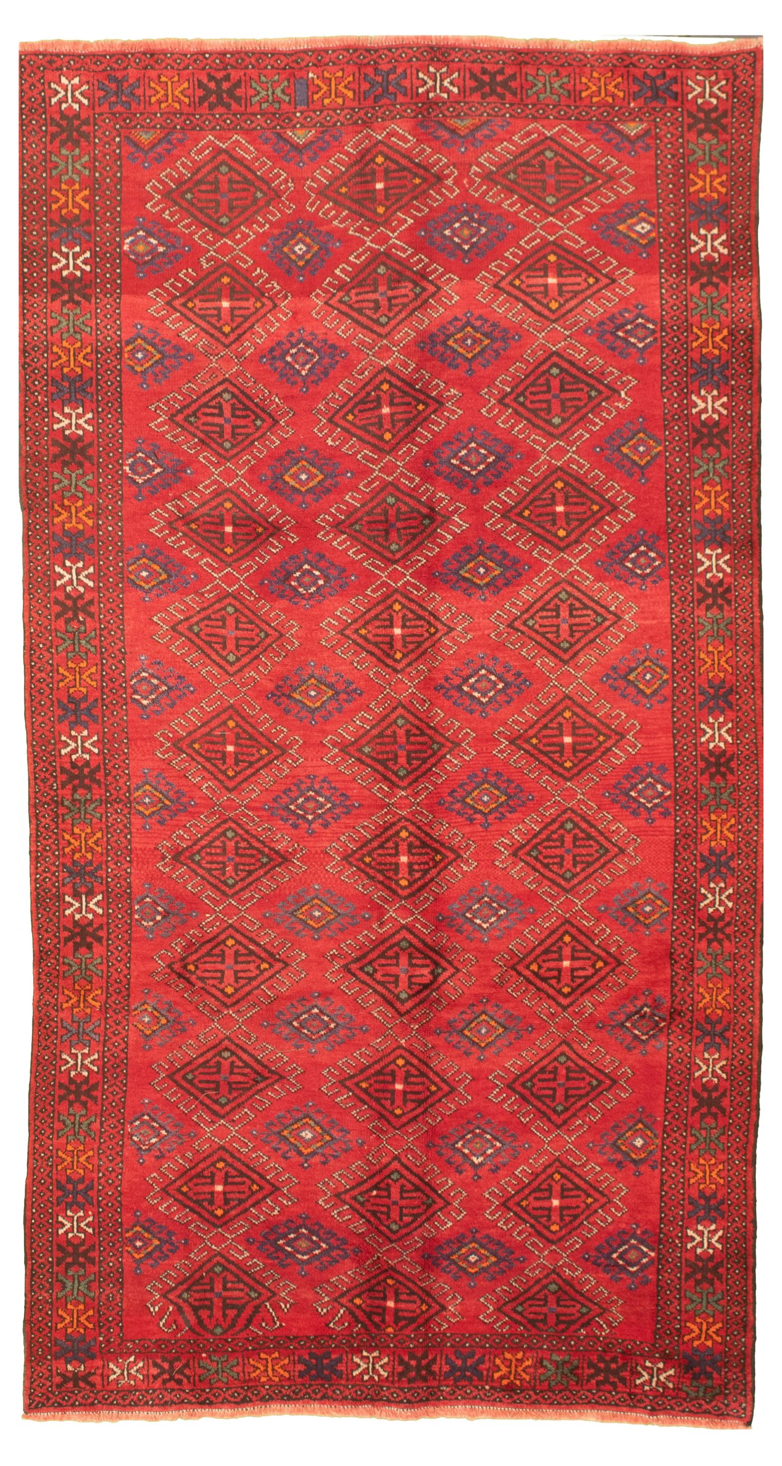 Hand-knotted Authentic Turkish Red Wool Rug 5'2" x 9'9" Size: 5'2" x 9'9"  