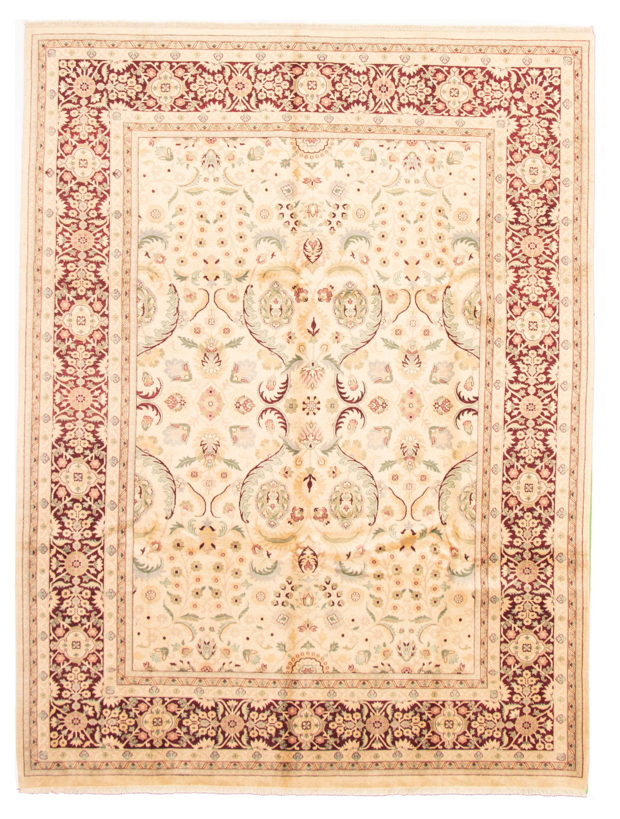 Hand-knotted Pako Persian 18/20 Ivory Wool Rug 9'0" x 12'0"  Size: 9'0" x 12'0"  
