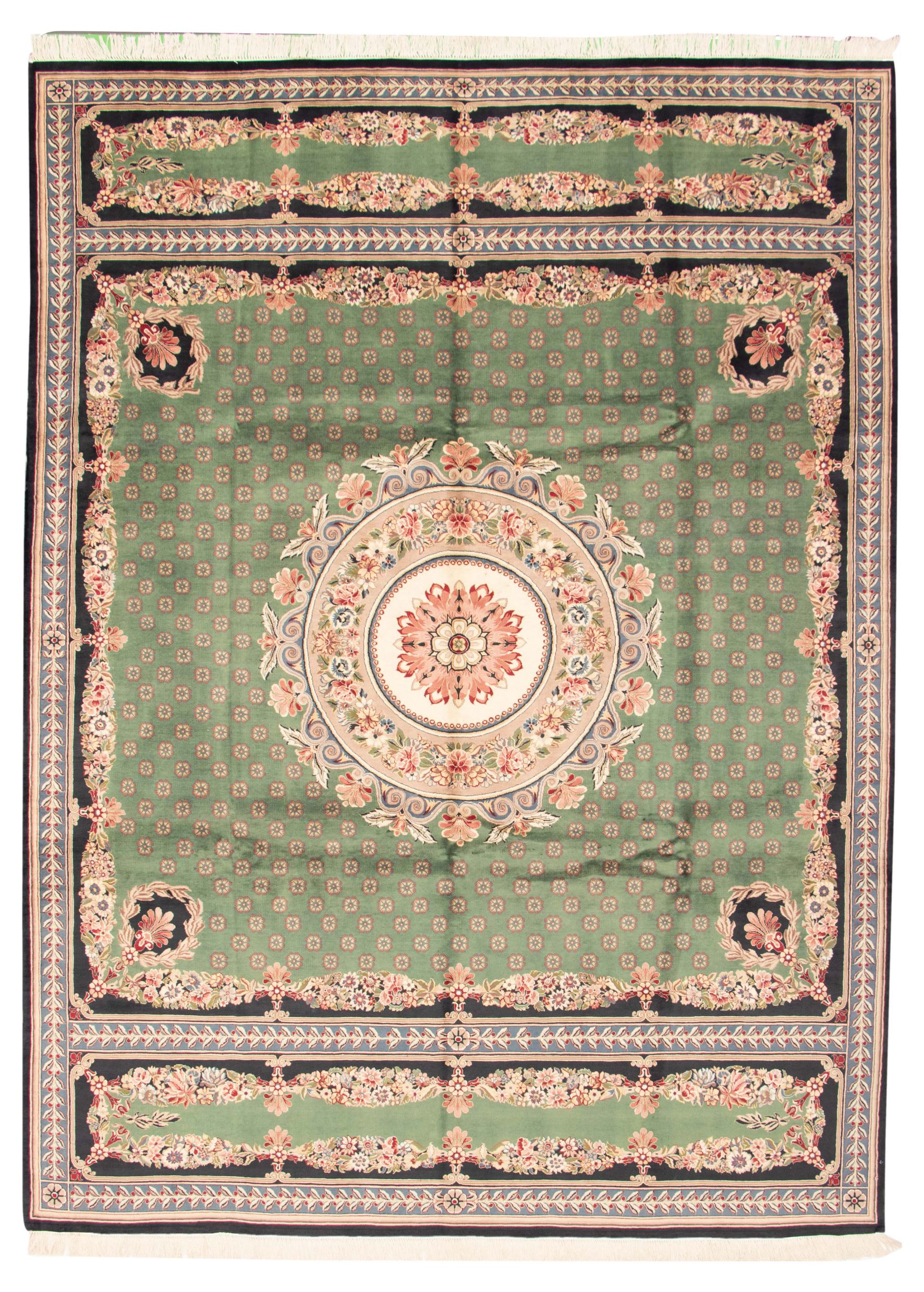 Hand-knotted Pako Persian 18/20 Green Wool Rug 9'1" x 12'5" Size: 9'1" x 12'5"  