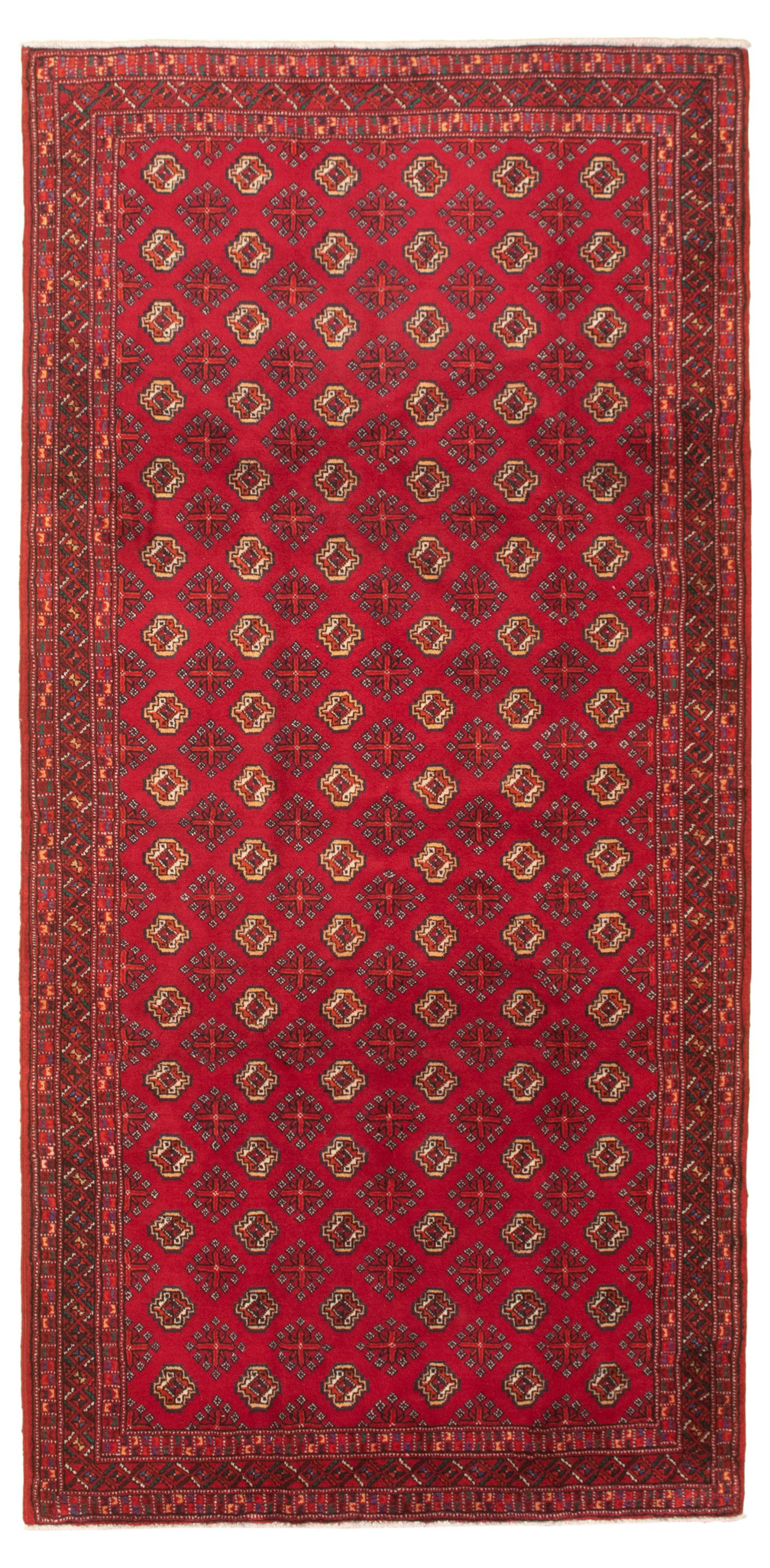 Hand-knotted Authentic Turkish Red Wool Rug 4'9" x 9'10" Size: 4'9" x 9'10"  