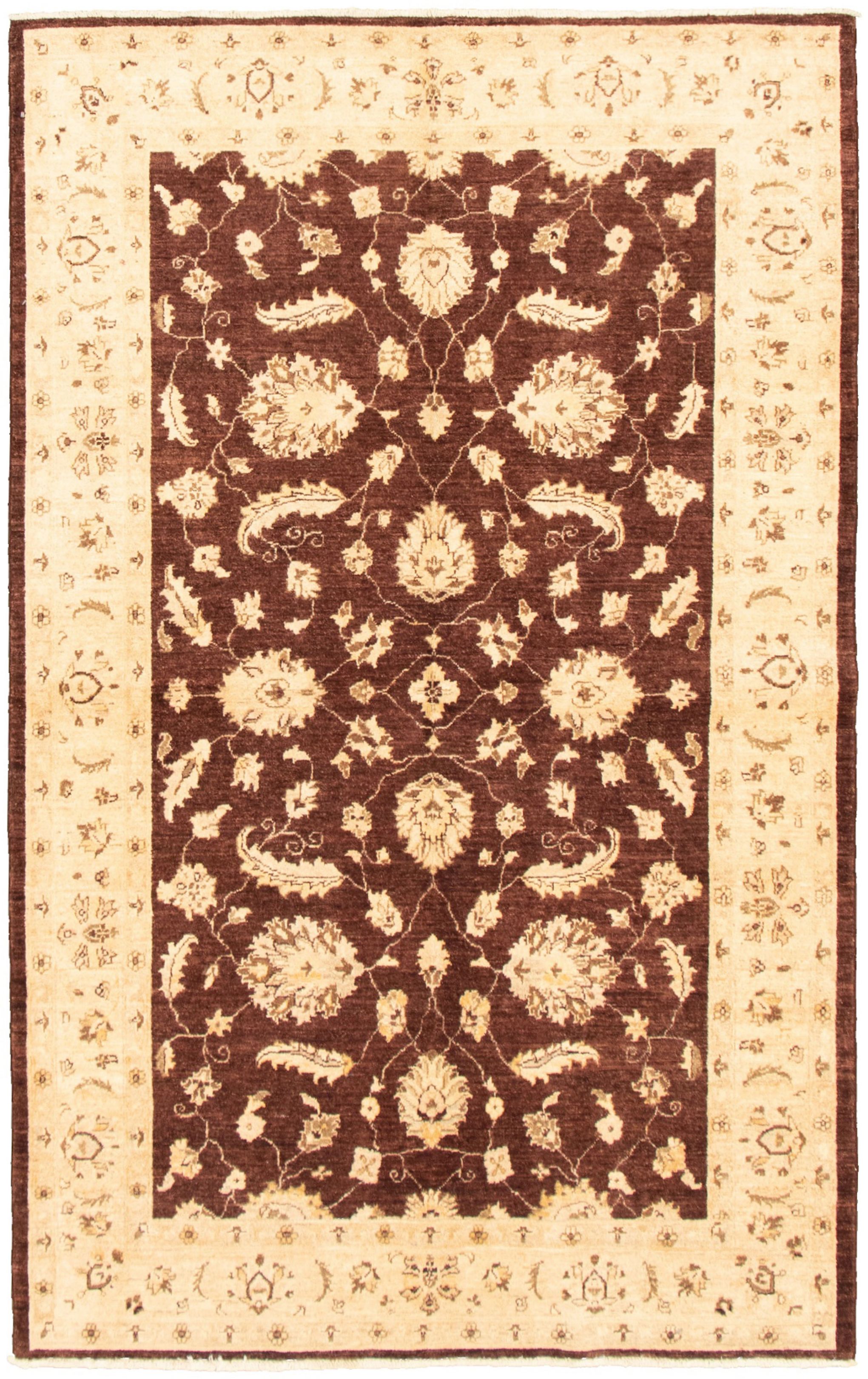 Hand-knotted Peshawar Oushak Dark Brown Wool Rug 4'10" x 8'0" Size: 4'10" x 8'0"  