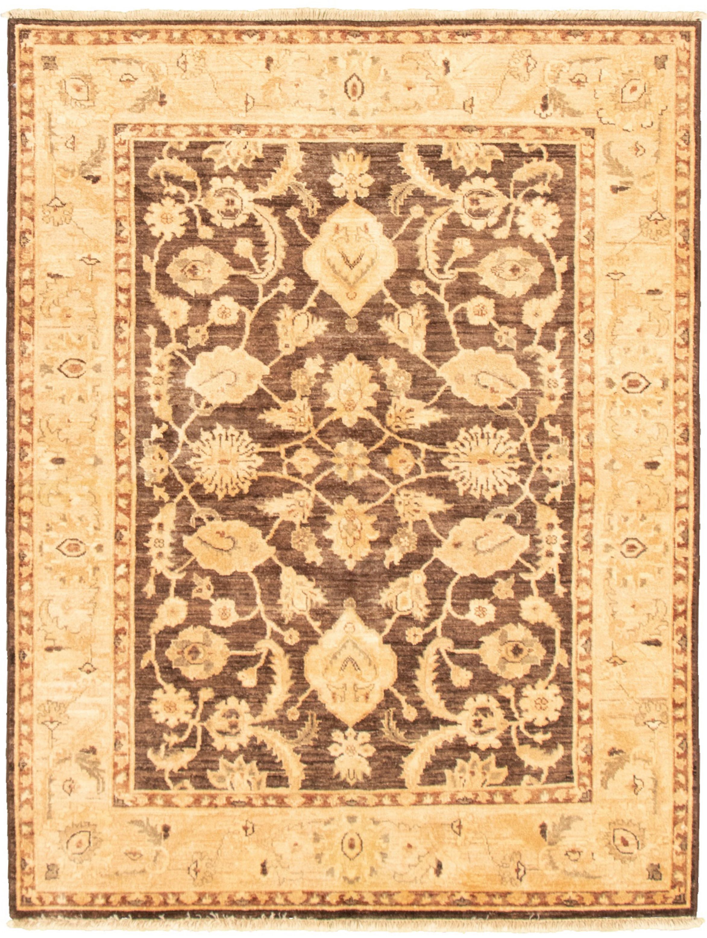 Hand-knotted Peshawar Oushak Dark Brown Wool Rug 4'10" x 6'8" Size: 4'10" x 6'8"  