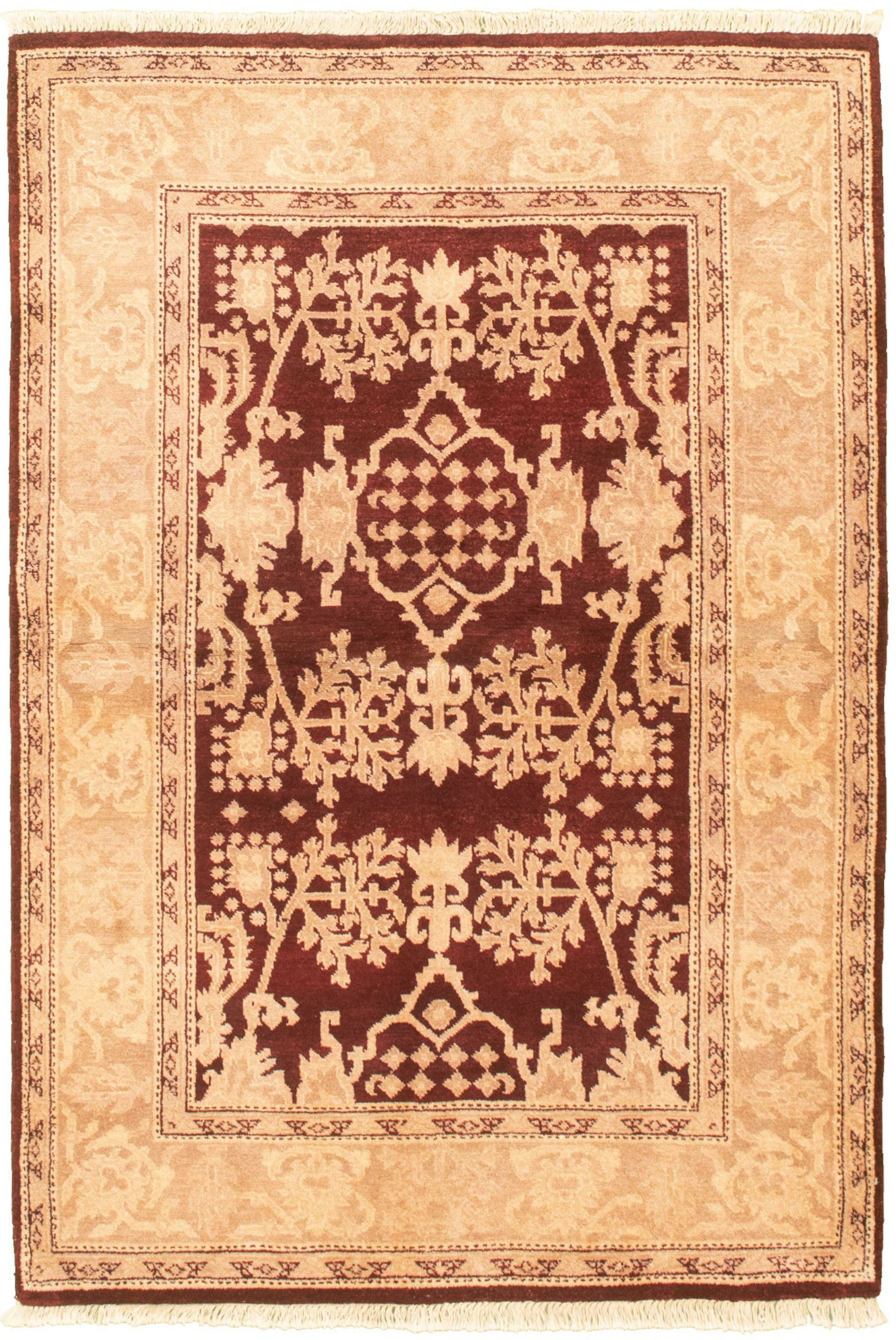 Hand-knotted Peshawar Ziegler Burgundy Wool Rug 4'3" x 6'4" Size: 4'3" x 6'4"  