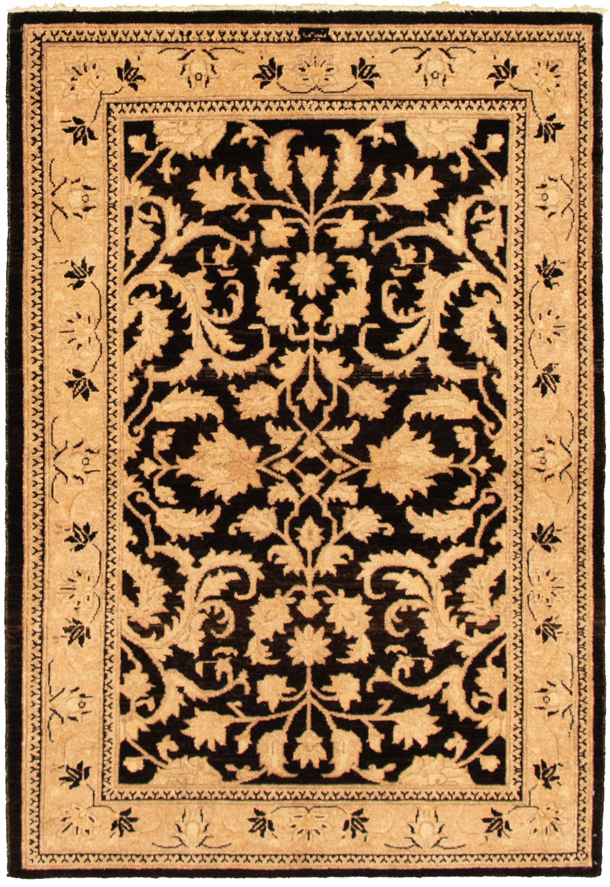 Hand-knotted Peshawar Ziegler Black Wool Rug 4'2" x 6'2" Size: 4'2" x 6'2"  