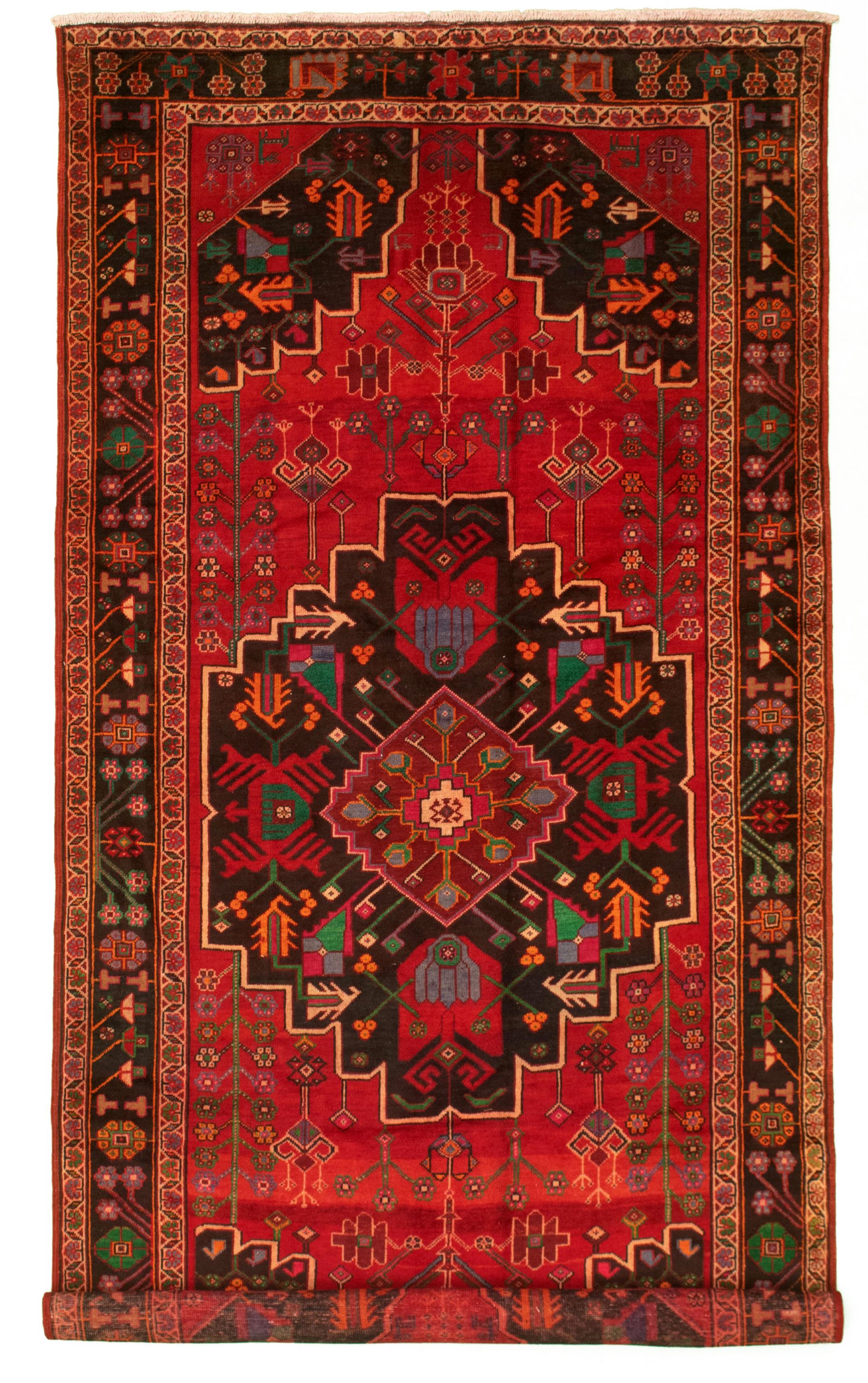 Hand-knotted Authentic Turkish Red Wool Rug 5'5" x 10'11" Size: 5'5" x 10'11"  