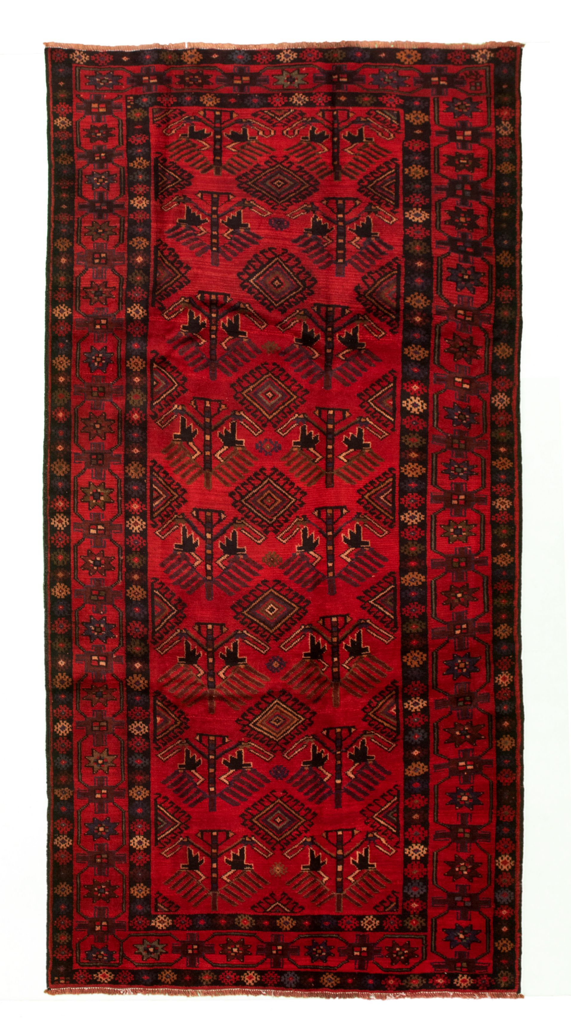 Hand-knotted Authentic Turkish Red Wool Rug 5'1" x 10'0" Size: 5'1" x 10'0"  