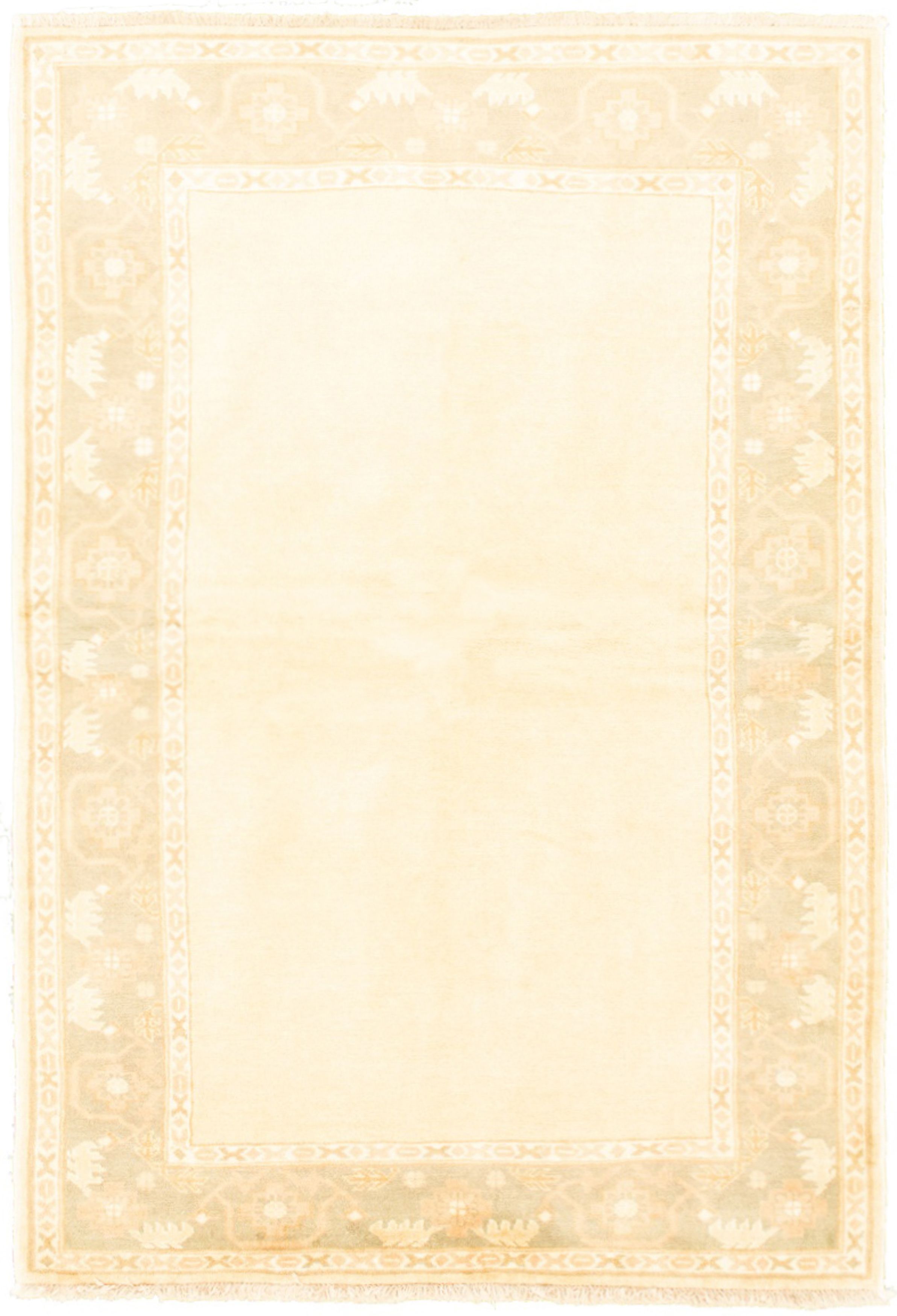 Hand-knotted Peshawar Ziegler Cream Wool Rug 4'0" x 5'10"  Size: 4'0" x 5'10"  