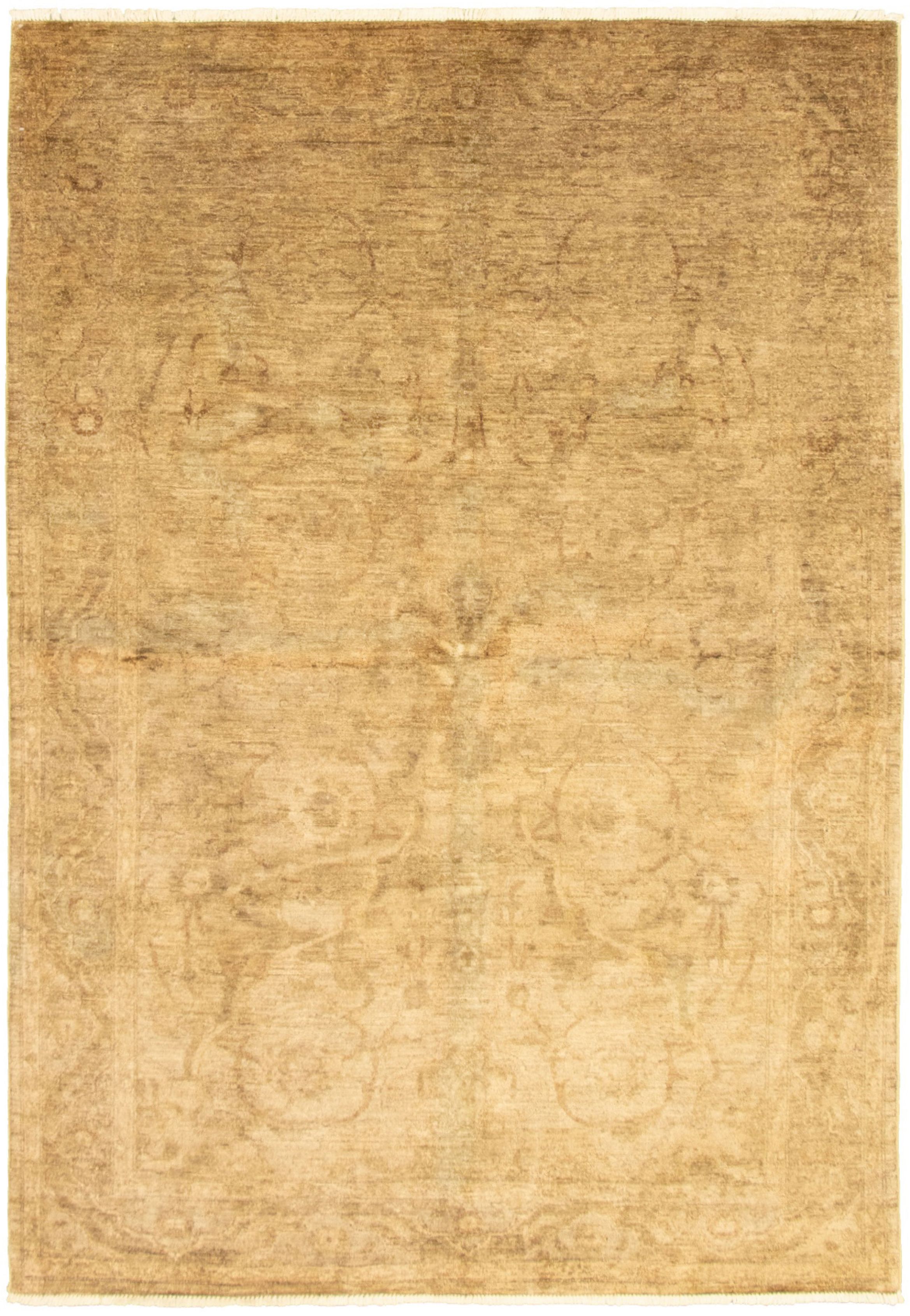 Hand-knotted Color Transition Khaki Wool Rug 6'2" x 9'0" Size: 6'2" x 9'0"  