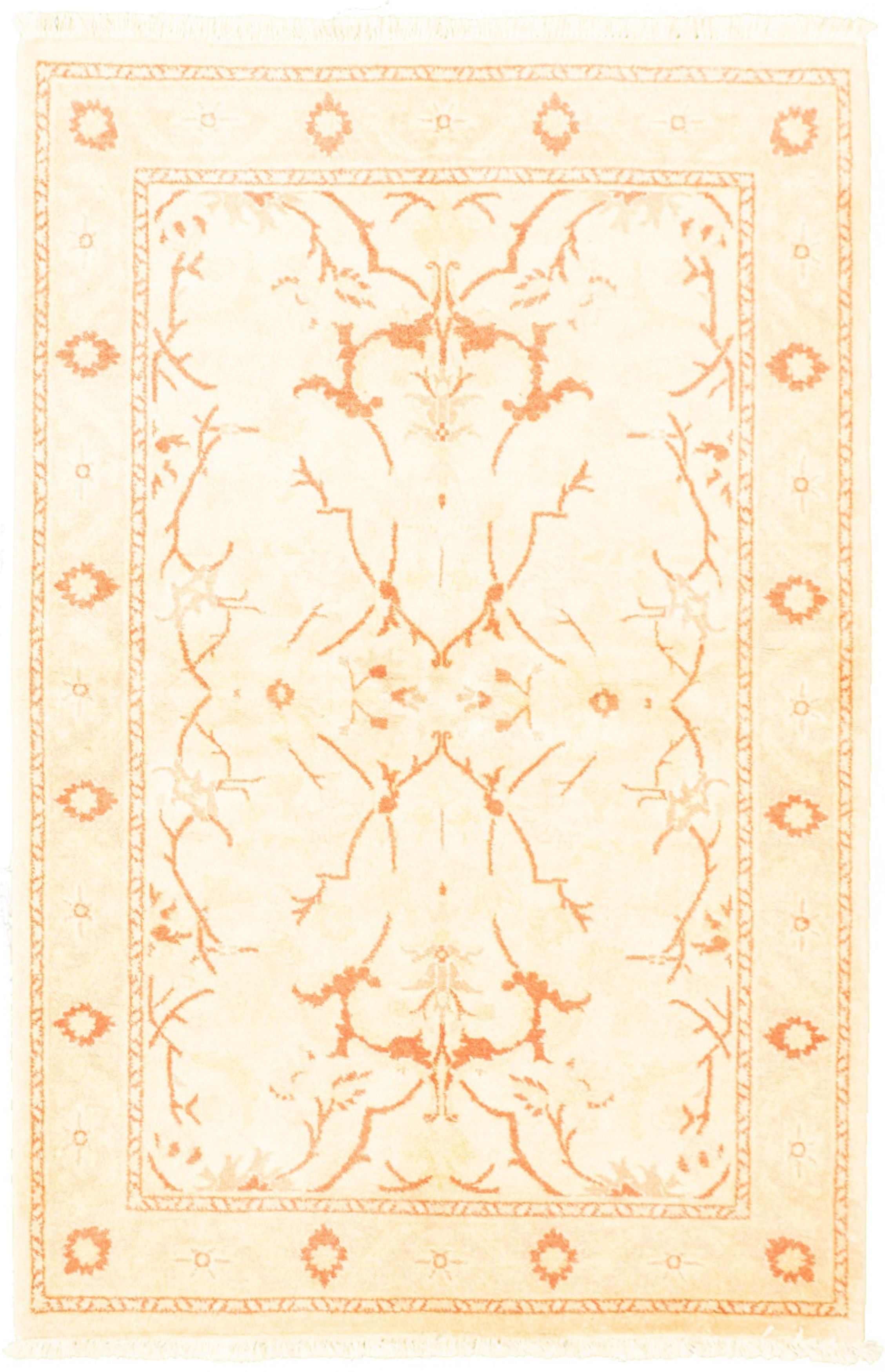 Hand-knotted Chobi Finest Cream Wool Rug 4'3" x 6'3"  Size: 4'3" x 6'3"  