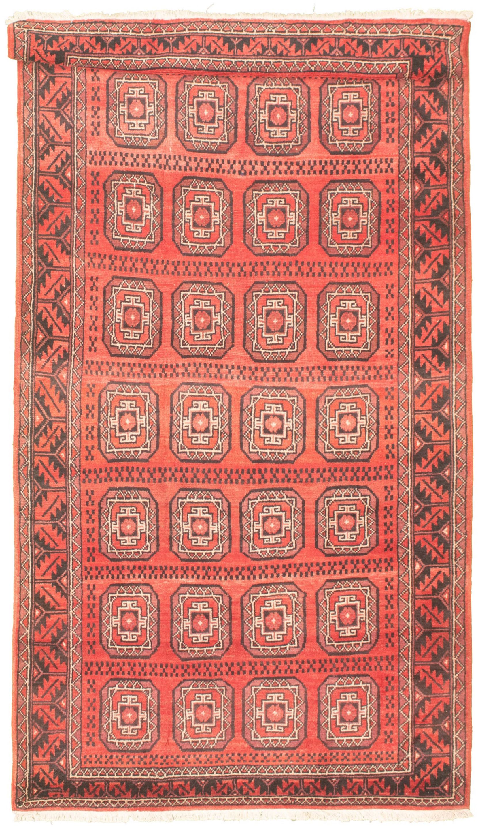 Hand-knotted Shiravan Bokhara Red Wool Rug 4'11" x 9'10" Size: 4'11" x 9'10"  