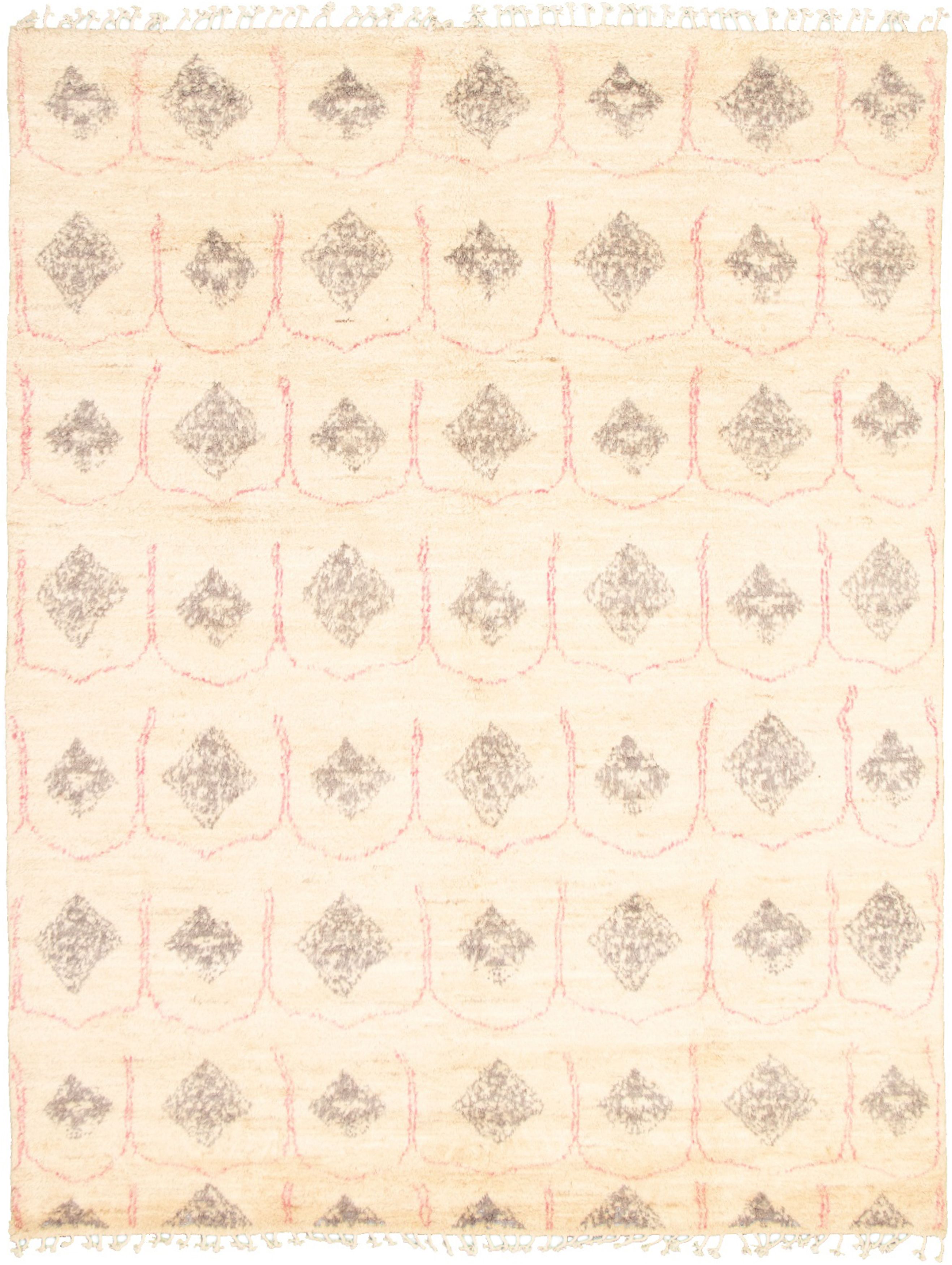 Hand-knotted Marrakech Ivory  Rug 7'10" x 10'3" Size: 7'10" x 10'3"  