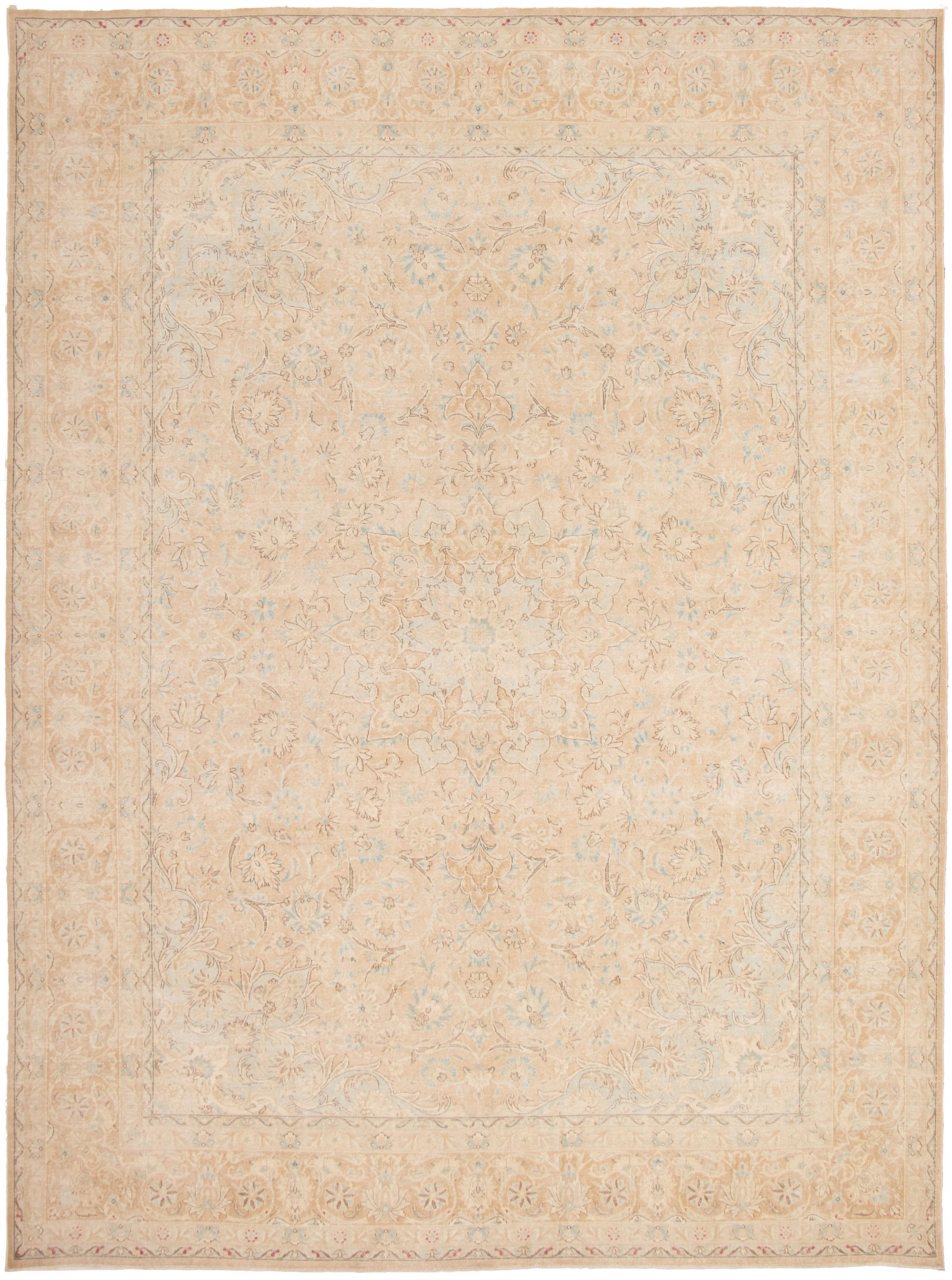 Hand-knotted Pako Vintage Tan  Rug 9'6" x 12'10" Size: 9'6" x 12'10"  