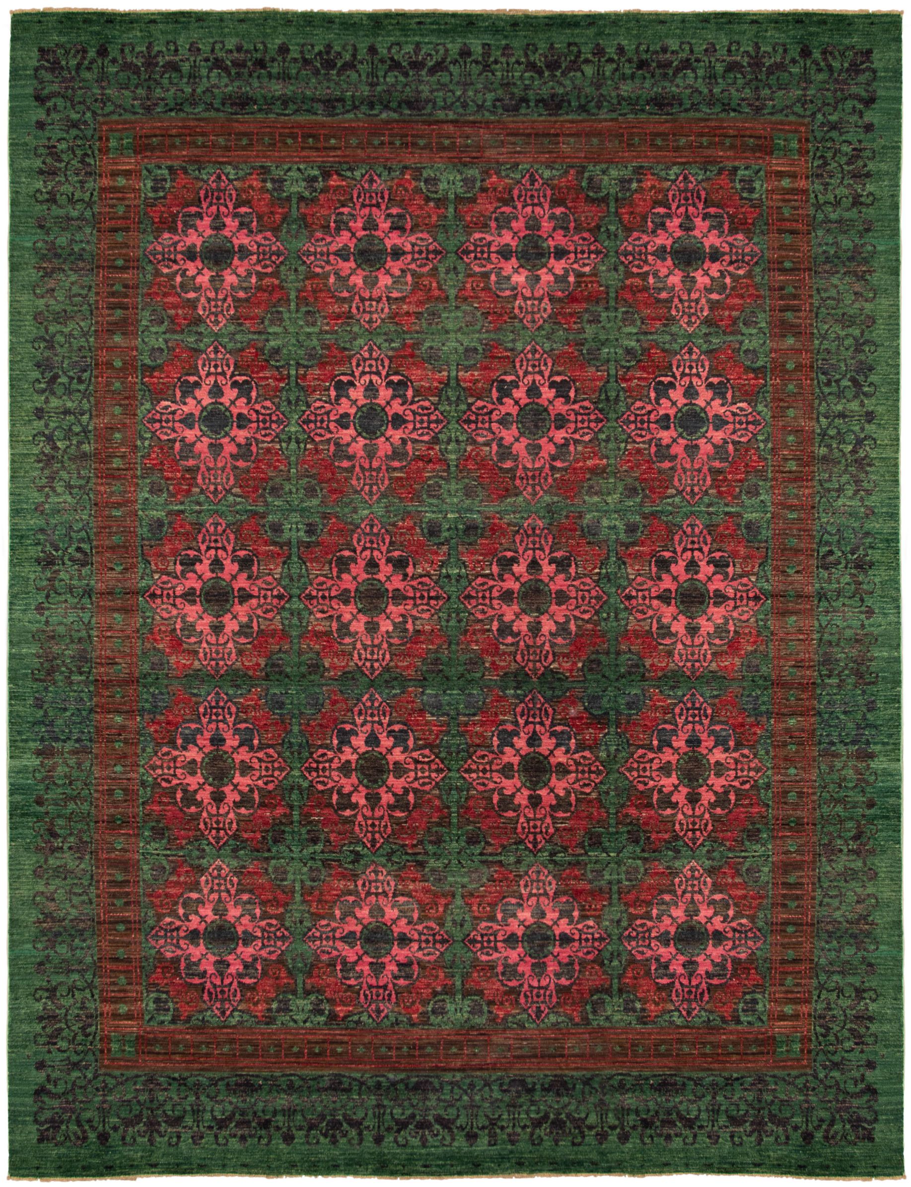 Hand-knotted Signature Collection Green  Rug 12'1" x 18'8" Size: 12'1" x 18'8"  