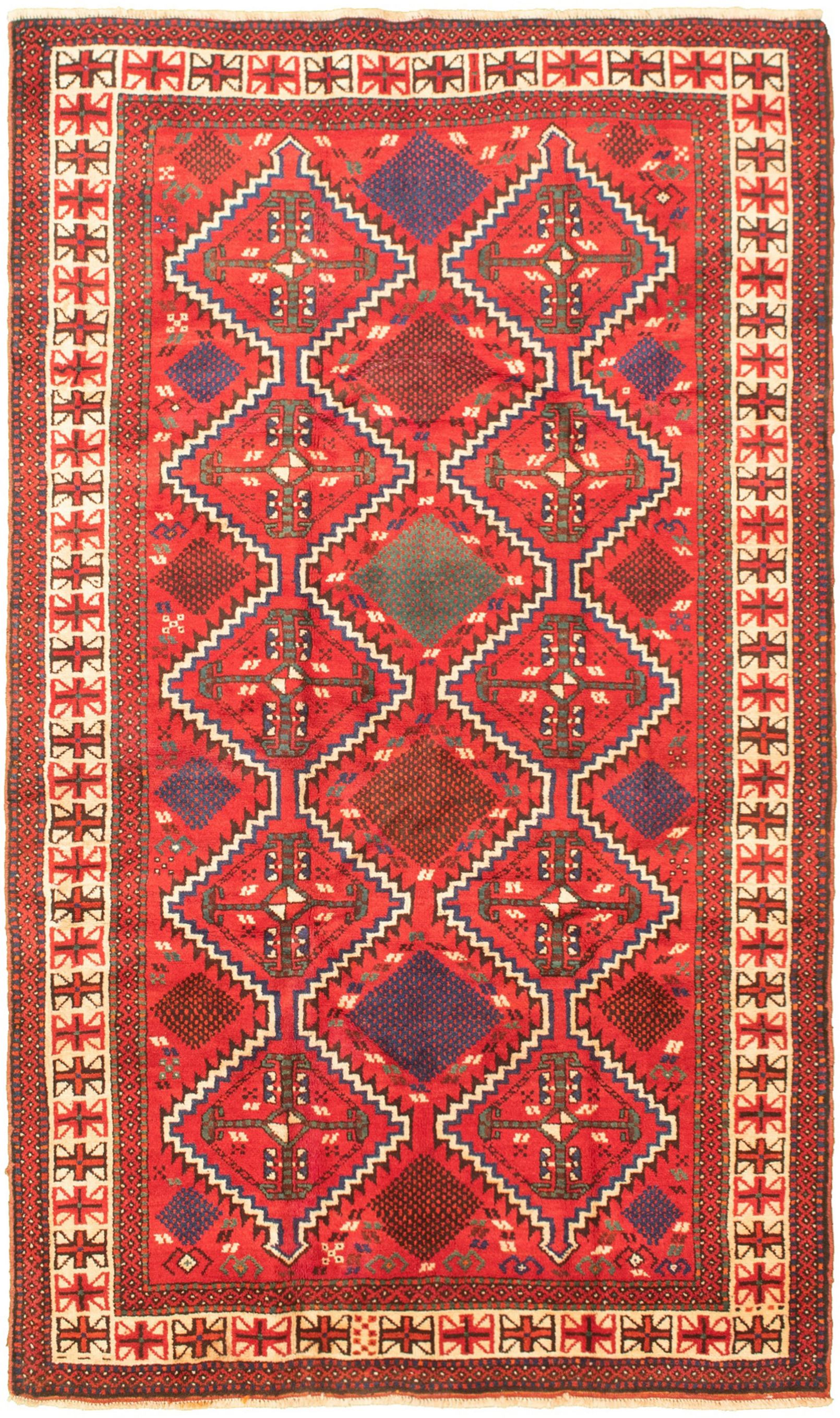 Hand-knotted Melis Vintage Red Wool Rug 5'5" x 9'6" Size: 5'5" x 9'6"  