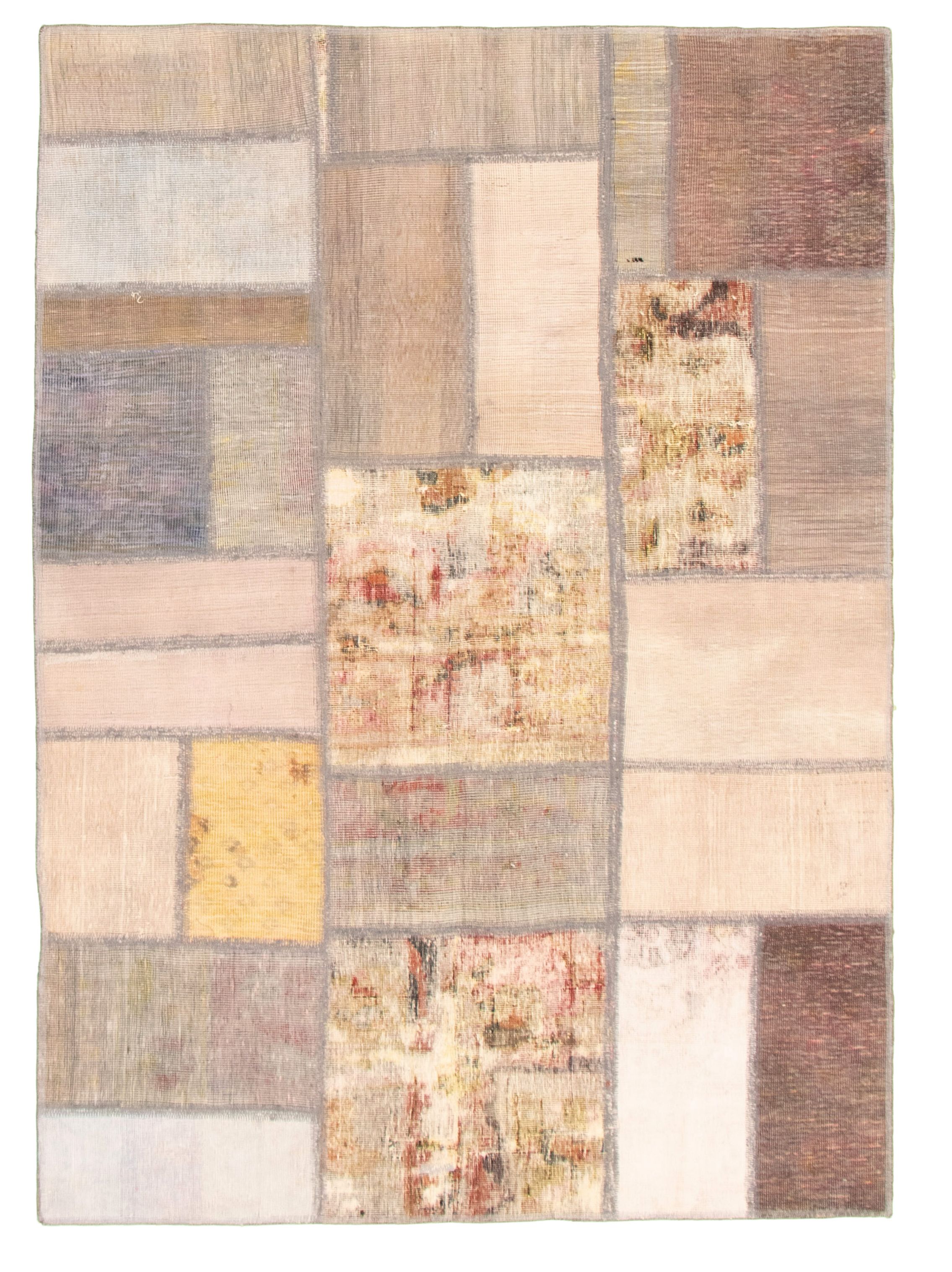 Hand-knotted Color Transition Patchwork Beige Cotton Rug 4'7" x 6'5" Size: 4'7" x 6'5"  