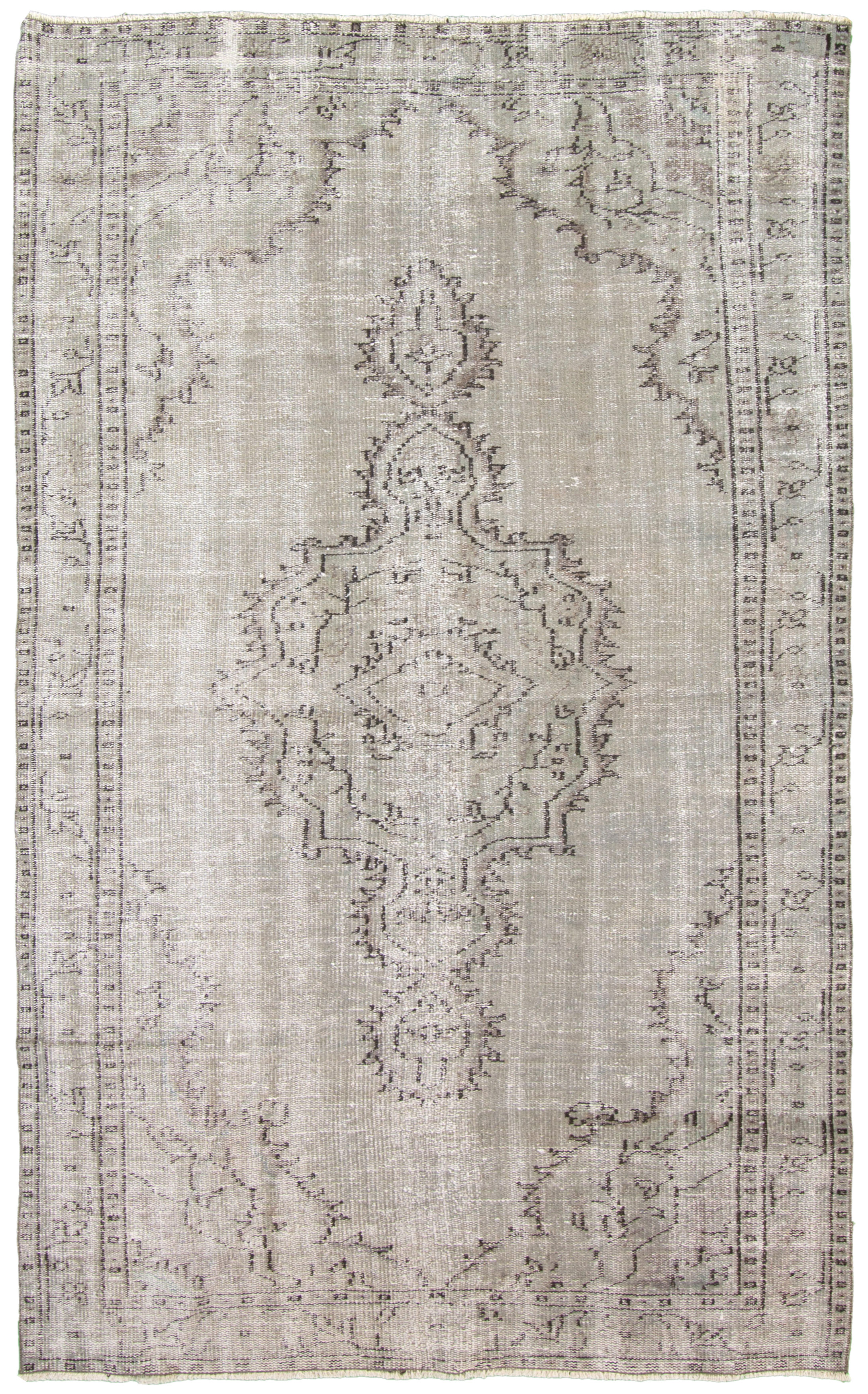 Hand-knotted Antalya Vintage   Rug 5'1" x 8'7" Size: 5'1" x 8'7"  