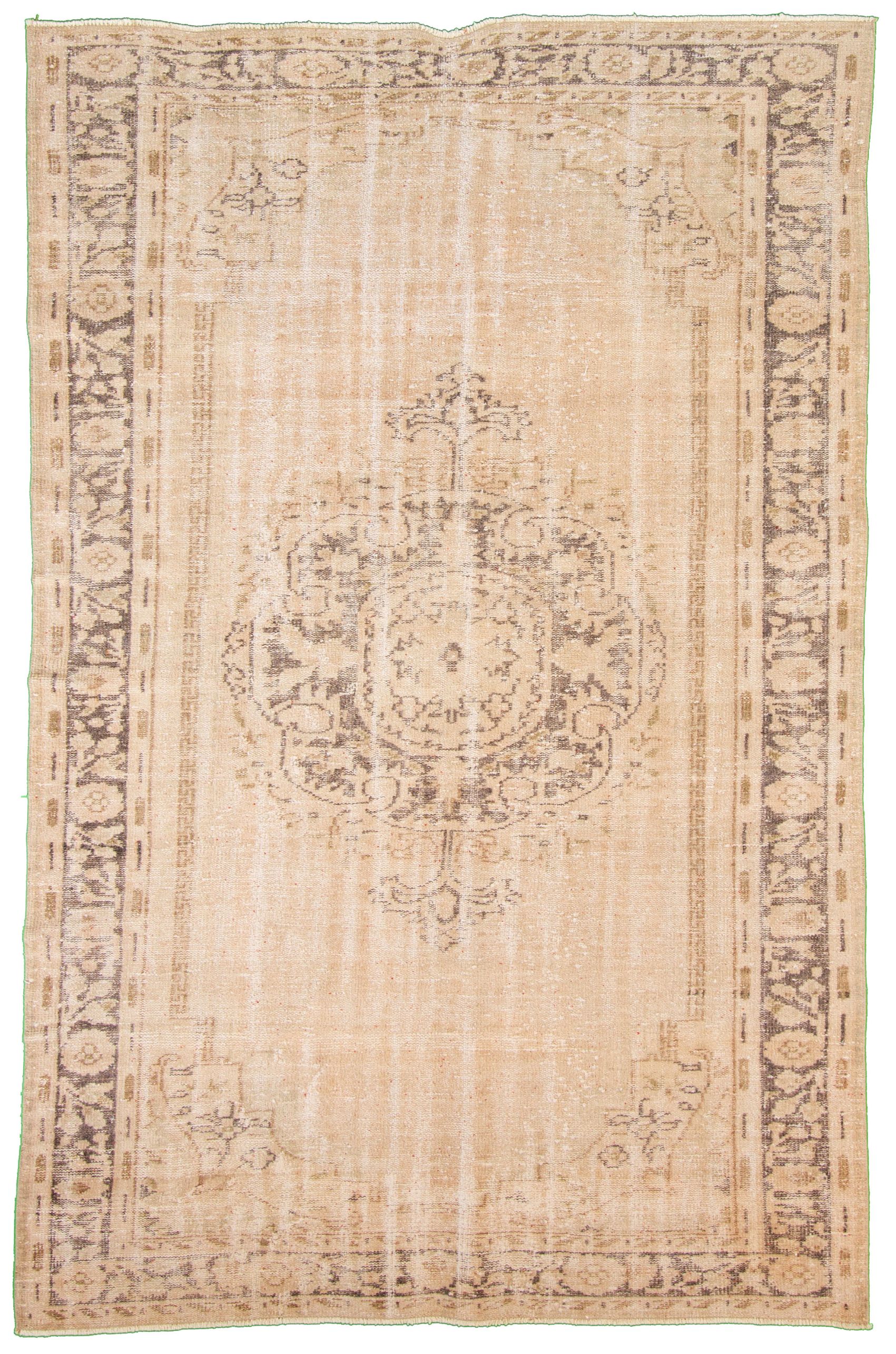 Hand-knotted Antalya Vintage   Rug 8'9" x 5'8" Size: 5'8" x 8'9"  