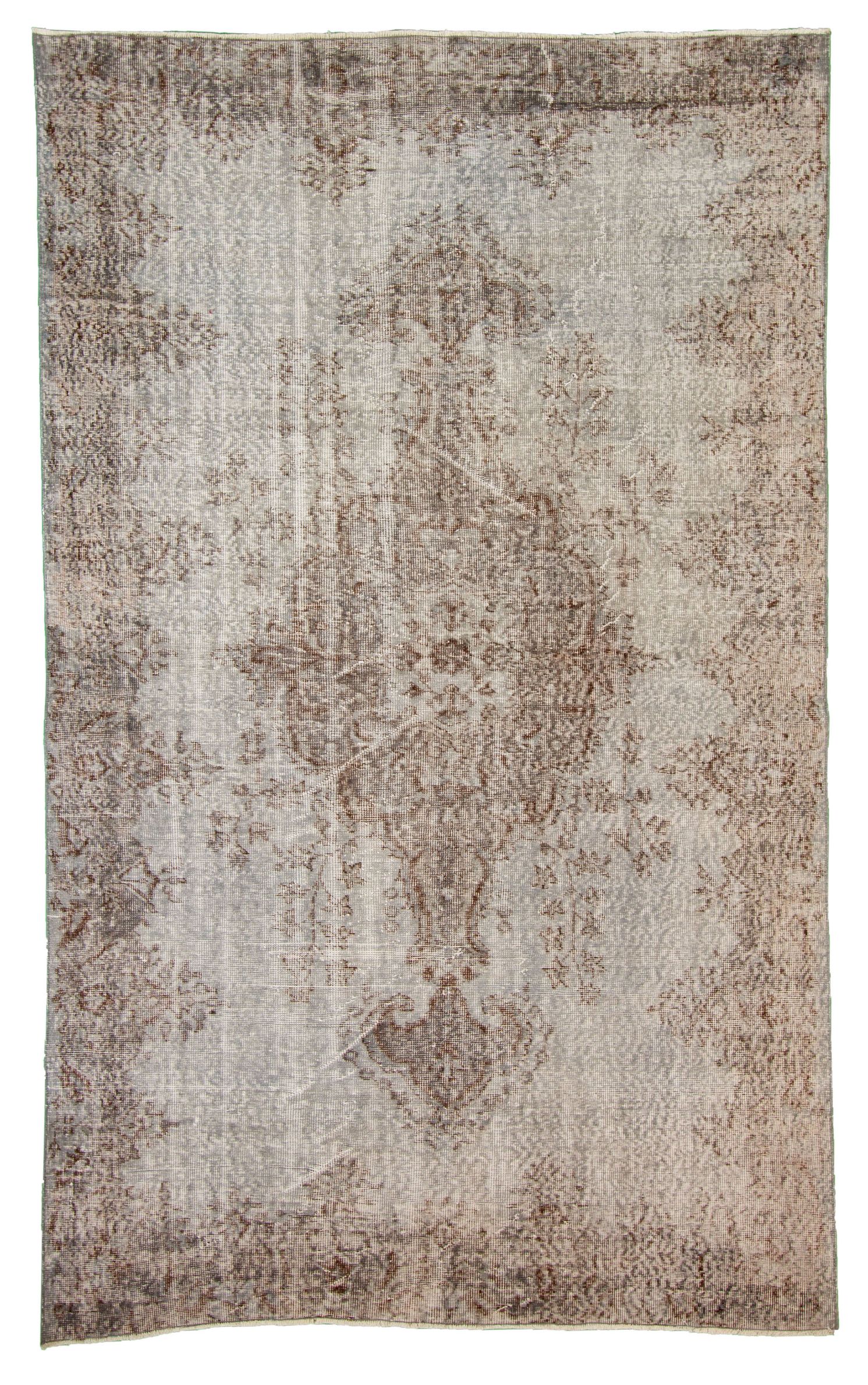 Hand-knotted Antalya Vintage   Rug 6'0" x 9'7"  Size: 6'0" x 9'7"  