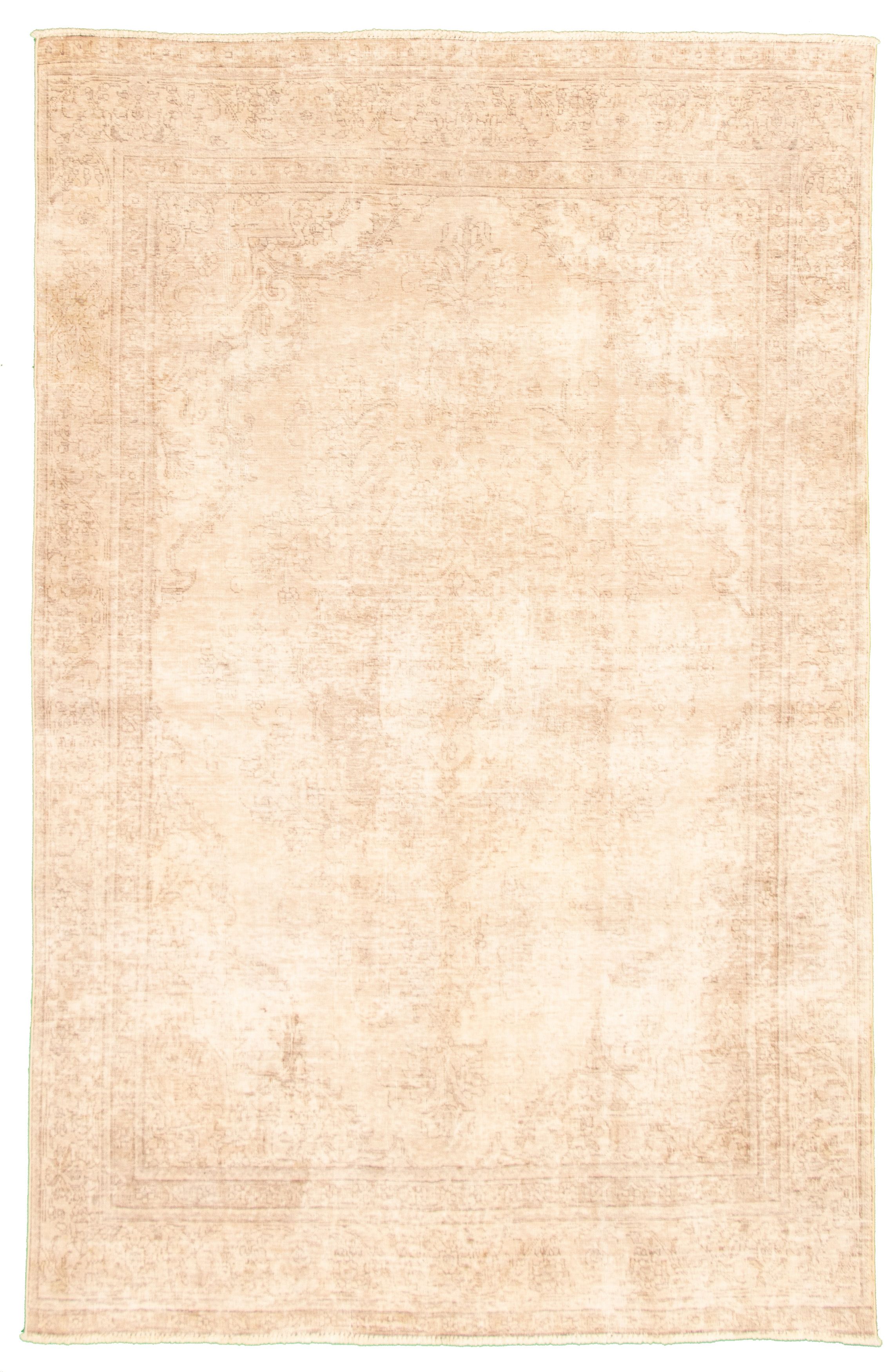 Hand-knotted Antalya Vintage Tan Wool Rug 6'7" x 10'5" Size: 6'7" x 10'5"  