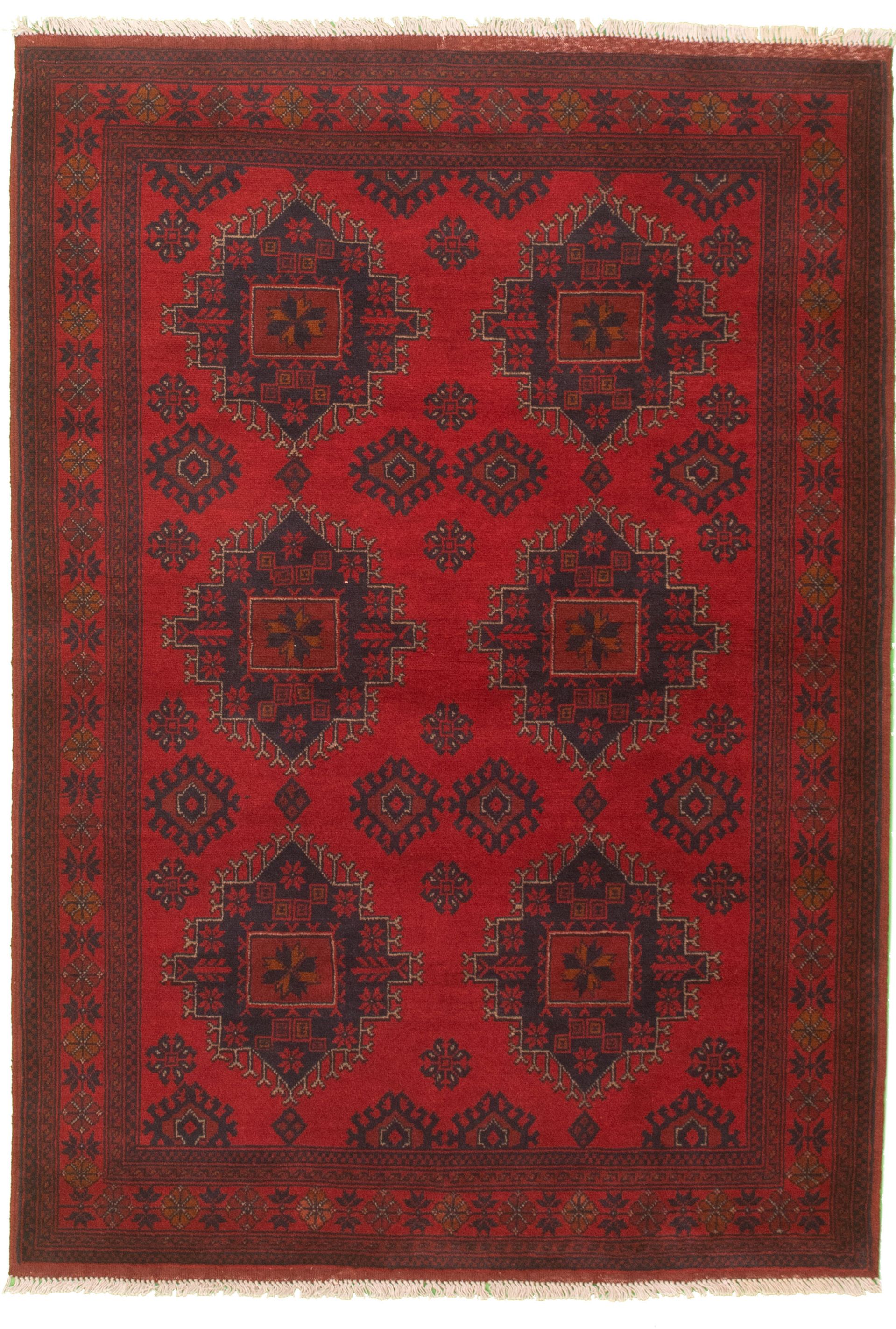Hand-knotted Finest Khal Mohammadi Red Wool Rug 4'4" x 6'6" Size: 4'4" x 6'6"  