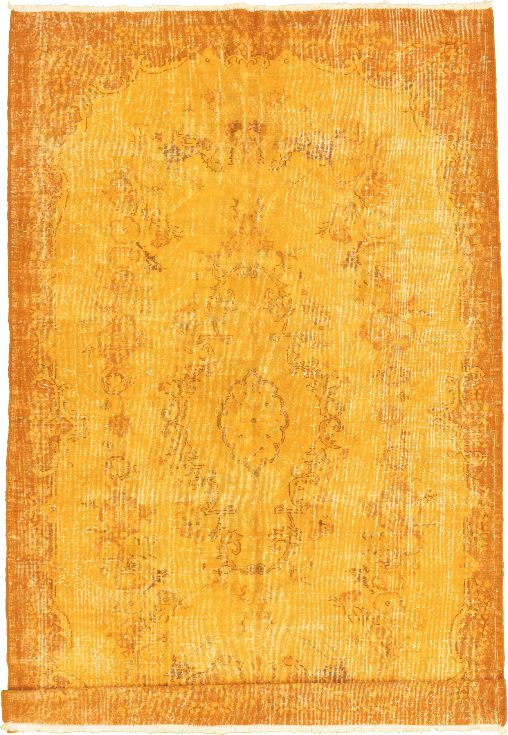 Hand-knotted Color Transition Dark Gold Wool Rug 6'4" x 10'5" Size: 6'4" x 10'5"  