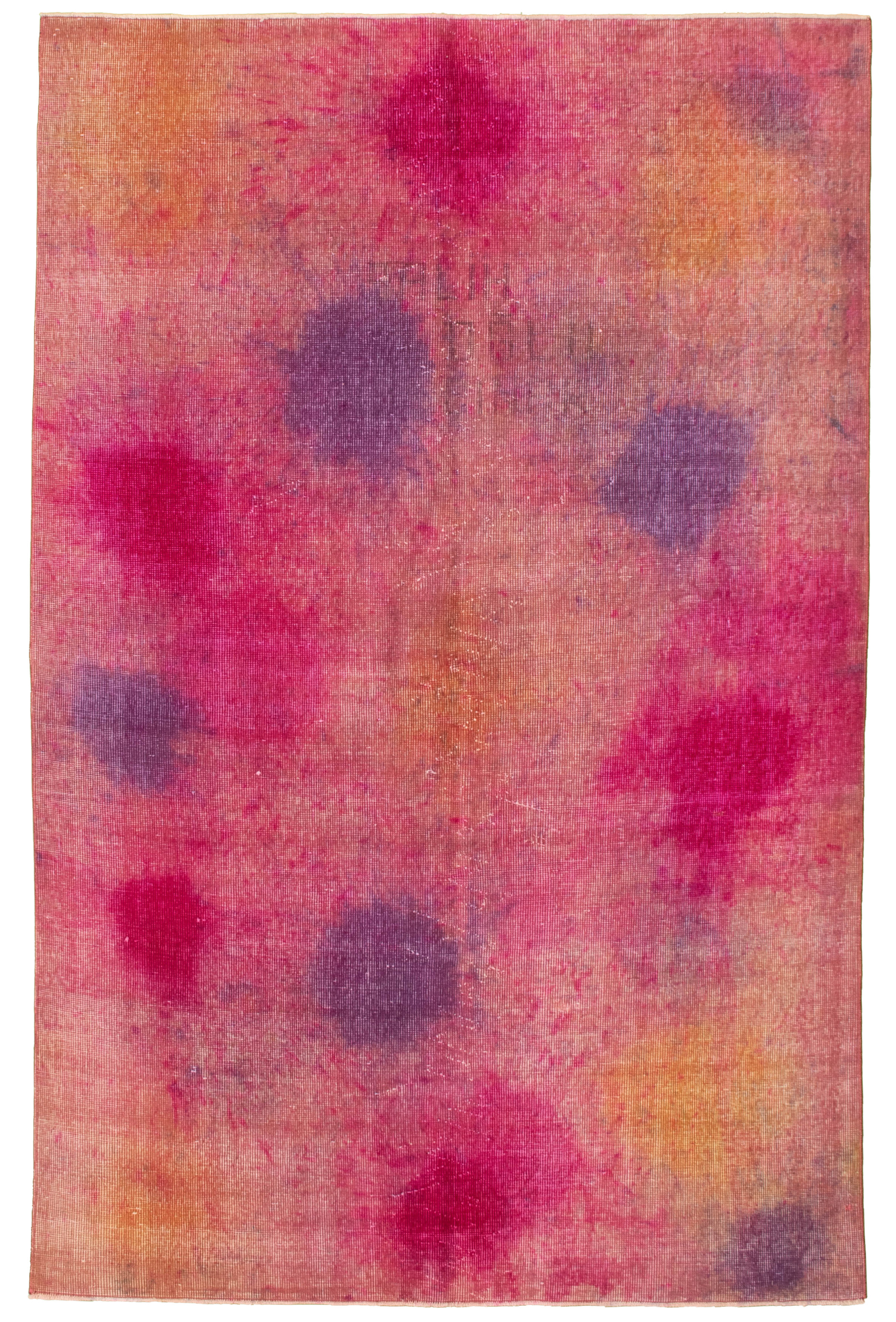 Hand-knotted Color Transition Dark Pink Wool Rug 5'3" x 8'2" Size: 5'3" x 8'2"  