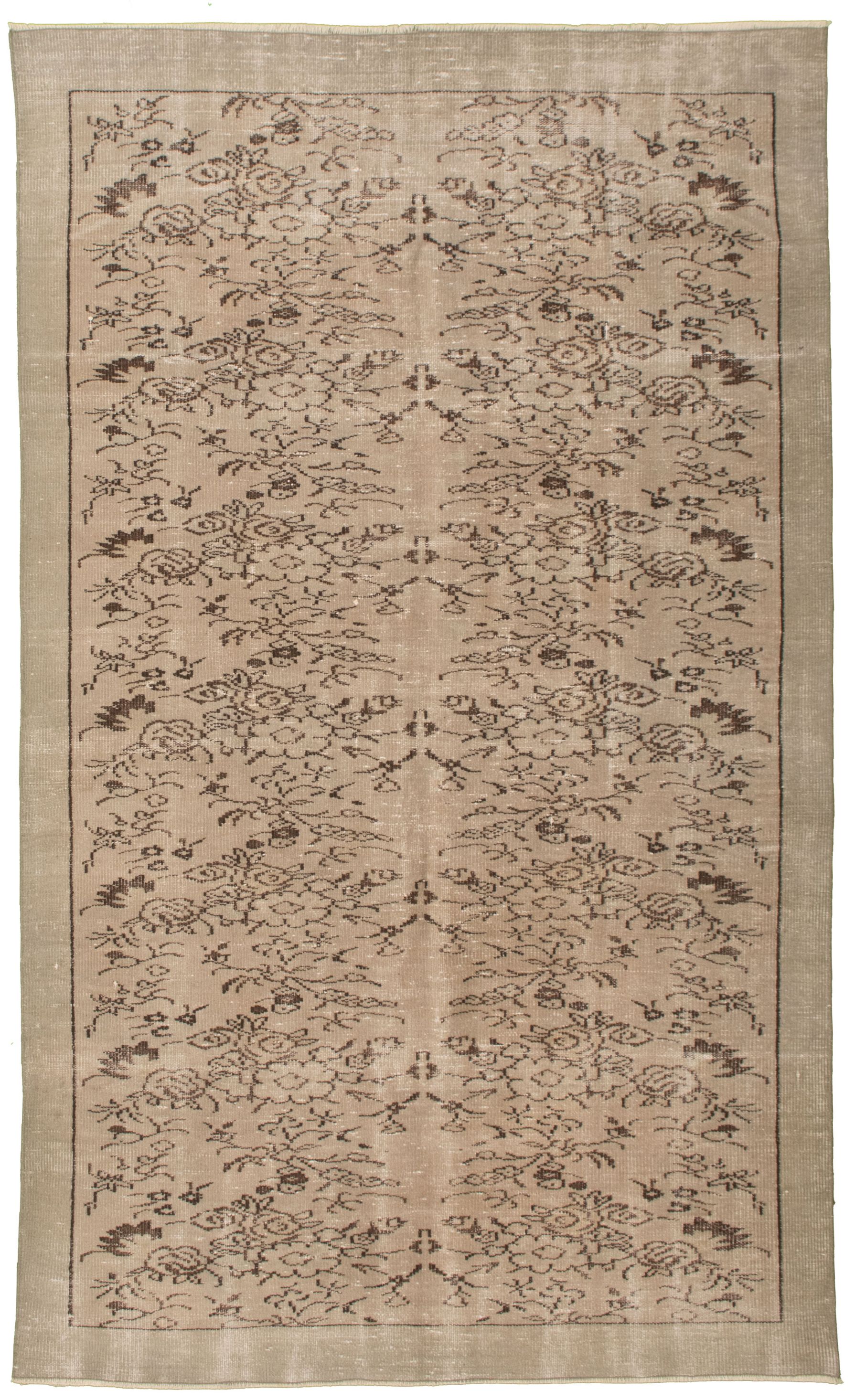Hand-knotted Color Transition Light Grey Wool Rug 9'3" x 5'7" Size: 9'3" x 5'7"  