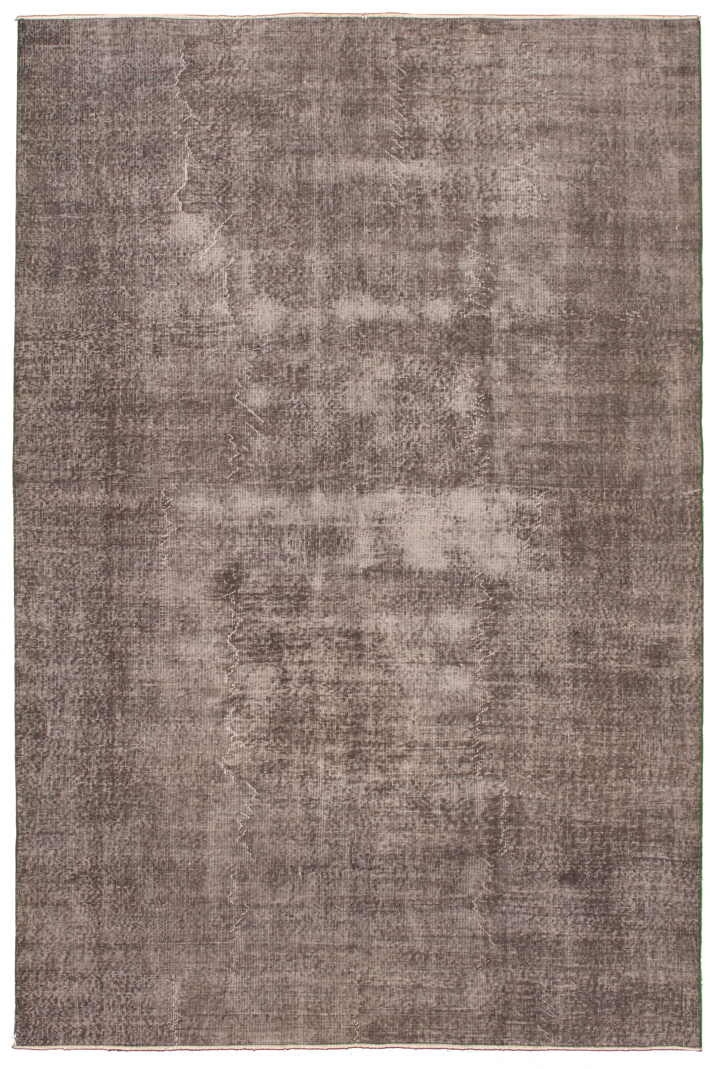 Hand-knotted Color Transition Dark Grey Wool Rug 6'7" x 10'2" Size: 6'7" x 10'2"  